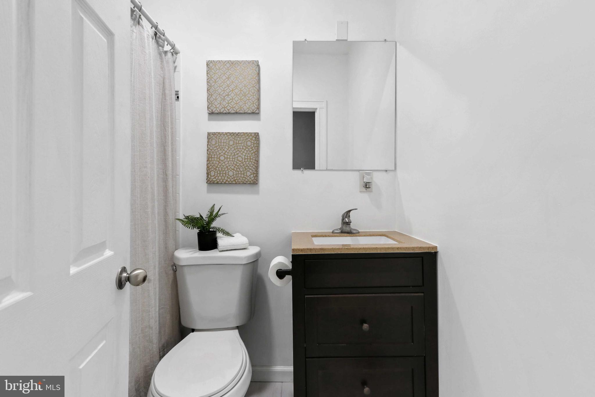 BIDDLE STREET - Residential