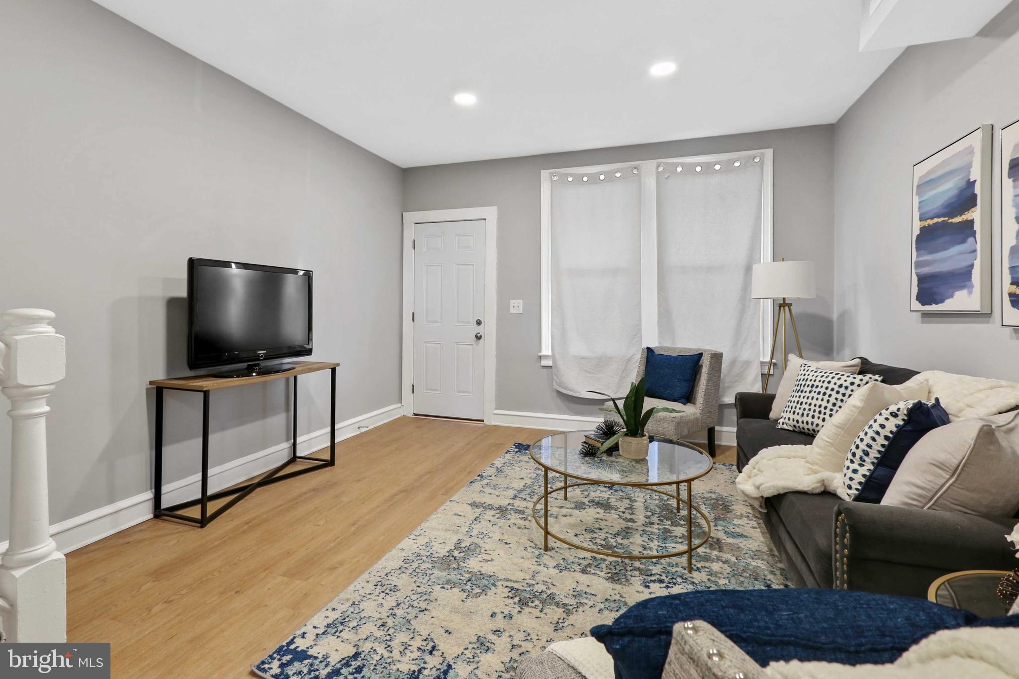 BIDDLE STREET - Residential