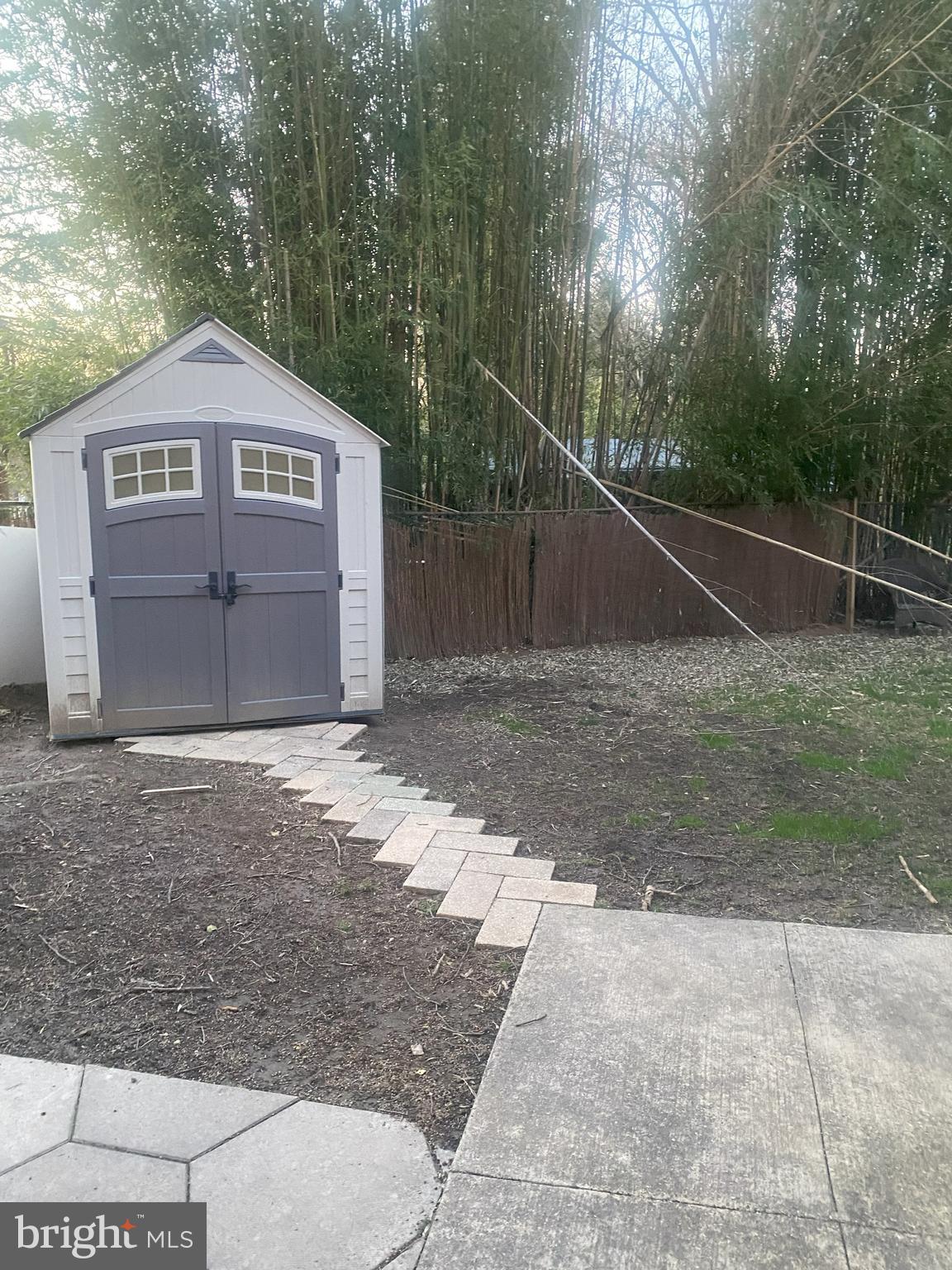 WESTVIEW TERRACE - Residential Lease