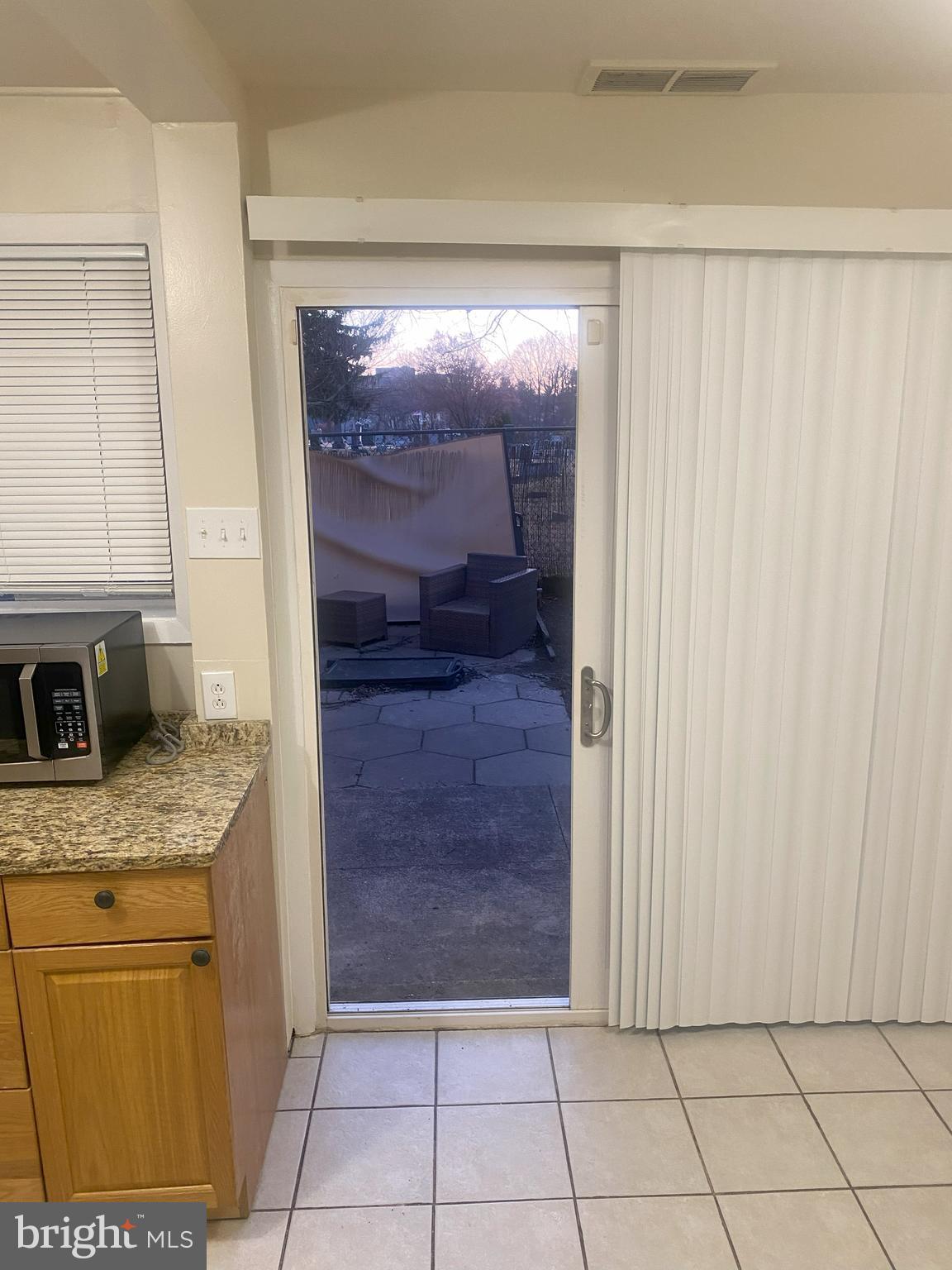 WESTVIEW TERRACE - Residential Lease