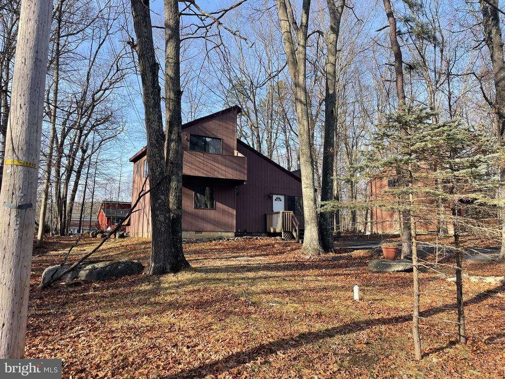 Photo of 15 Hilltop Circle, EAST STROUDSBURG, PA 18302 (MLS # PAMR2005938)