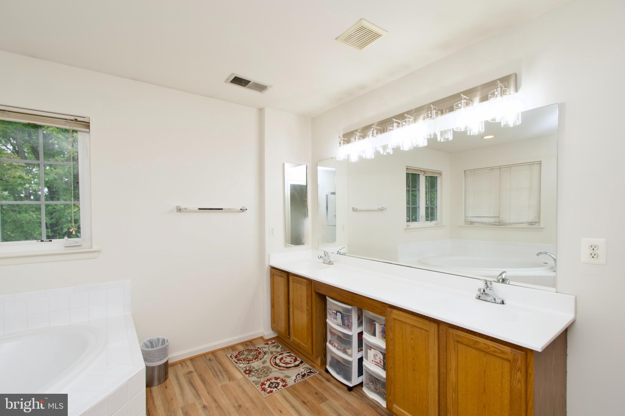 DAWSON LANDING - Residential