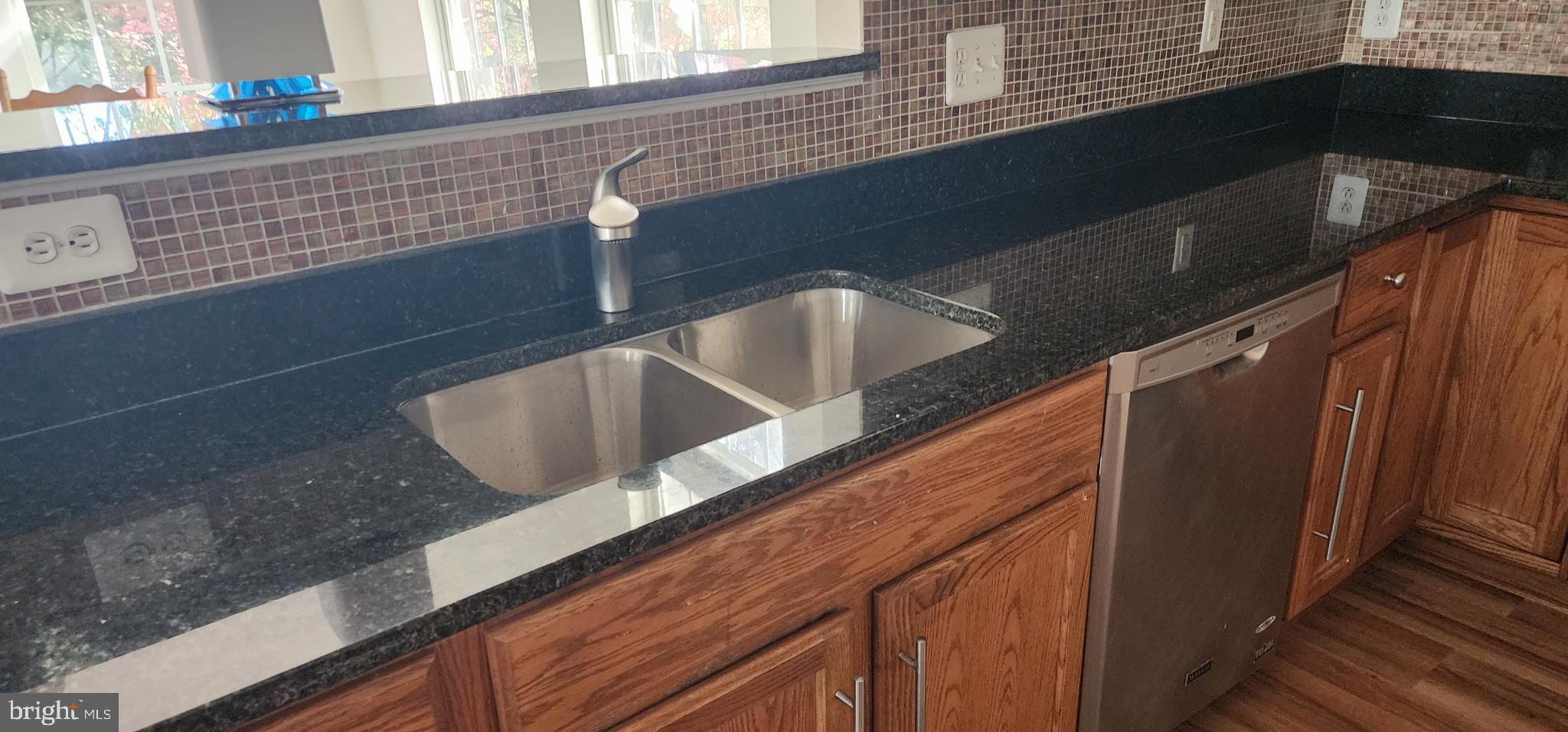 DAWSON LANDING - Residential