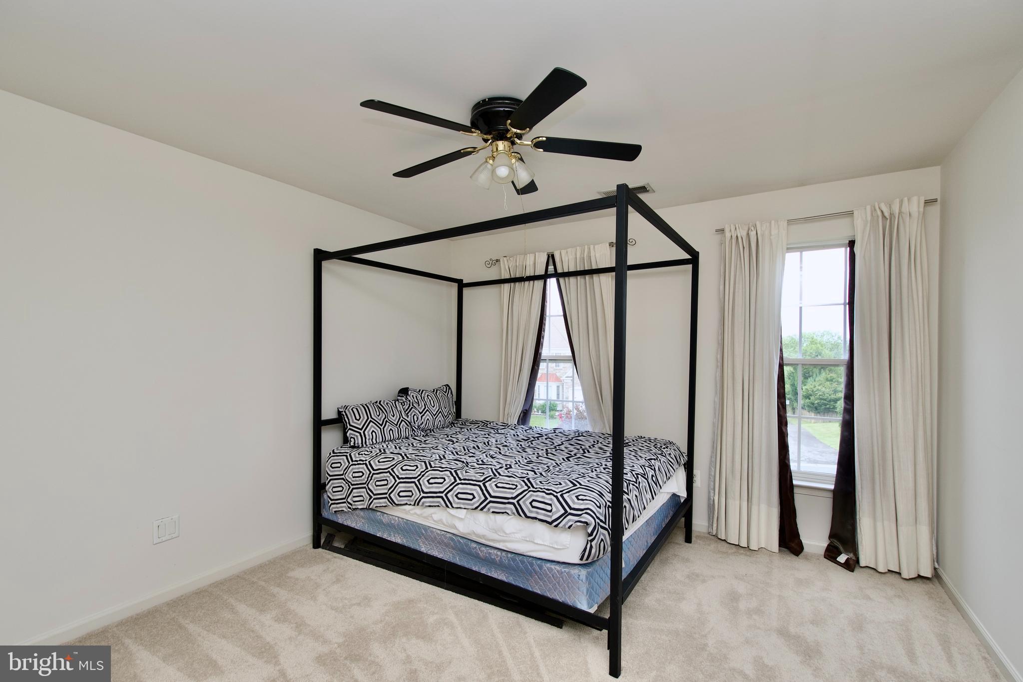 DAWSON LANDING - Residential