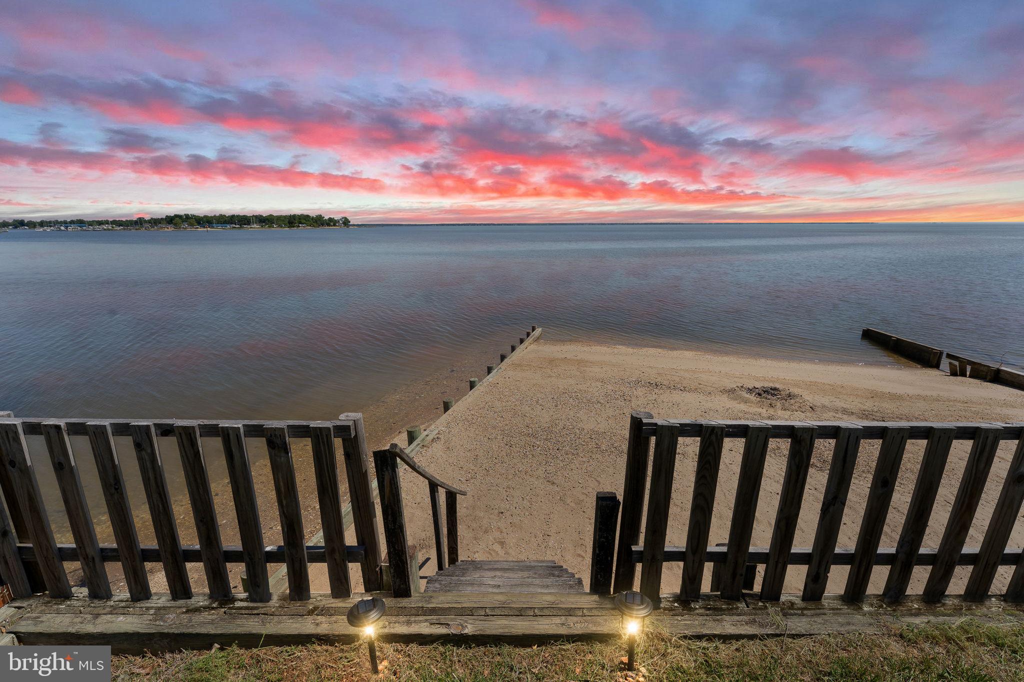 POTOMAC SHORES - Residential