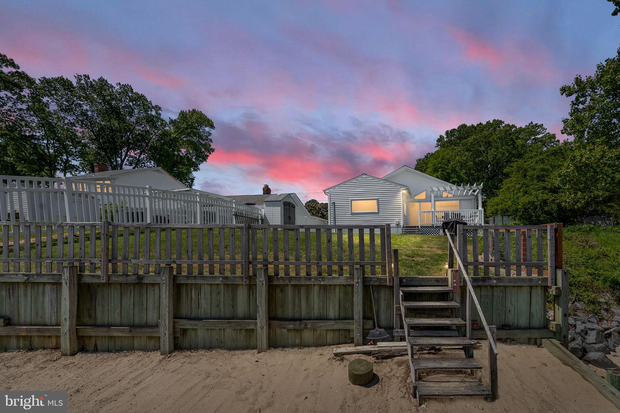 POTOMAC SHORES - Residential