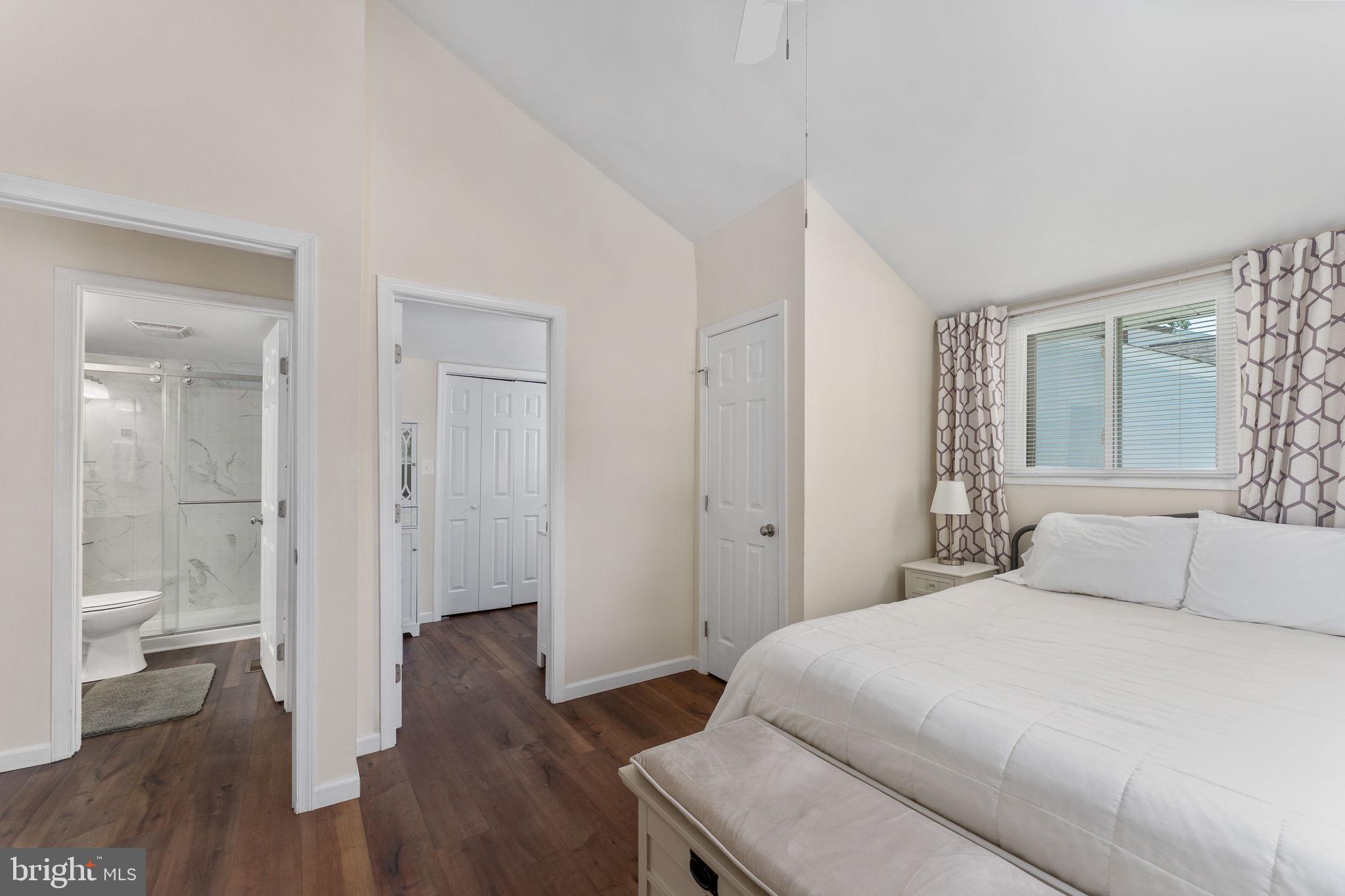 POTOMAC SHORES - Residential