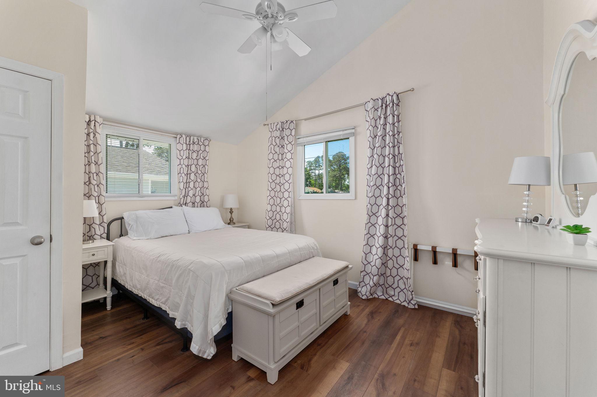 POTOMAC SHORES - Residential