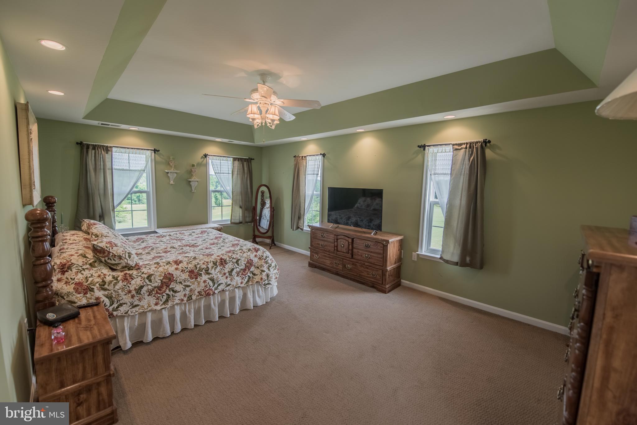 GRANT ACRES ESTATES - Residential