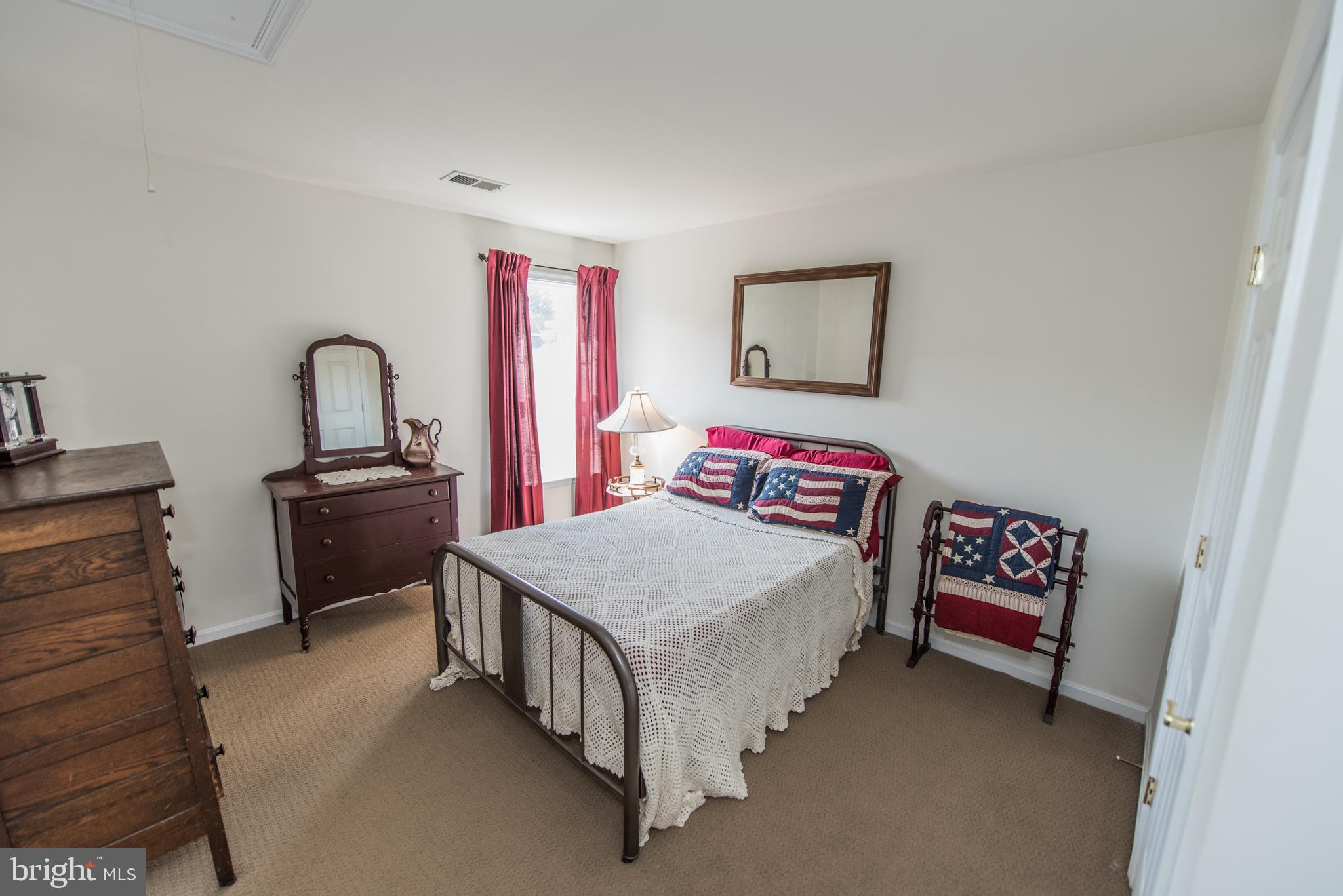 GRANT ACRES ESTATES - Residential