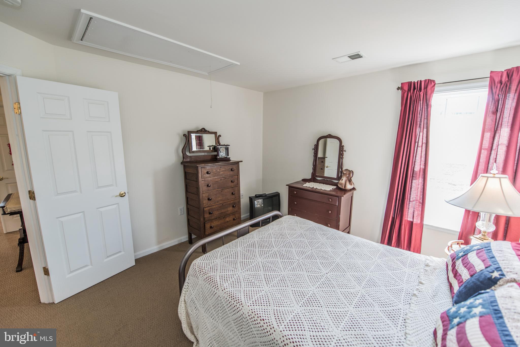 GRANT ACRES ESTATES - Residential