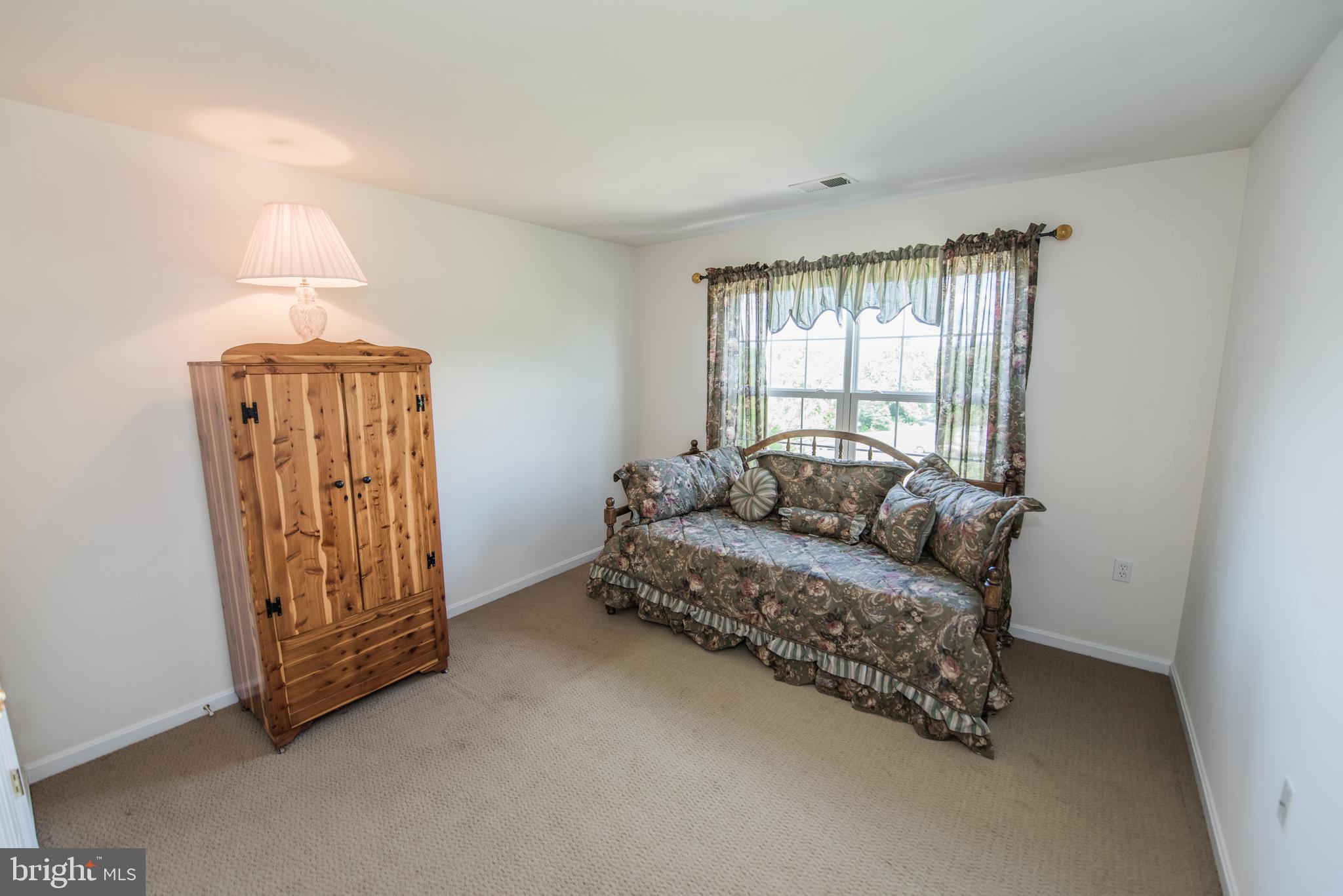 GRANT ACRES ESTATES - Residential