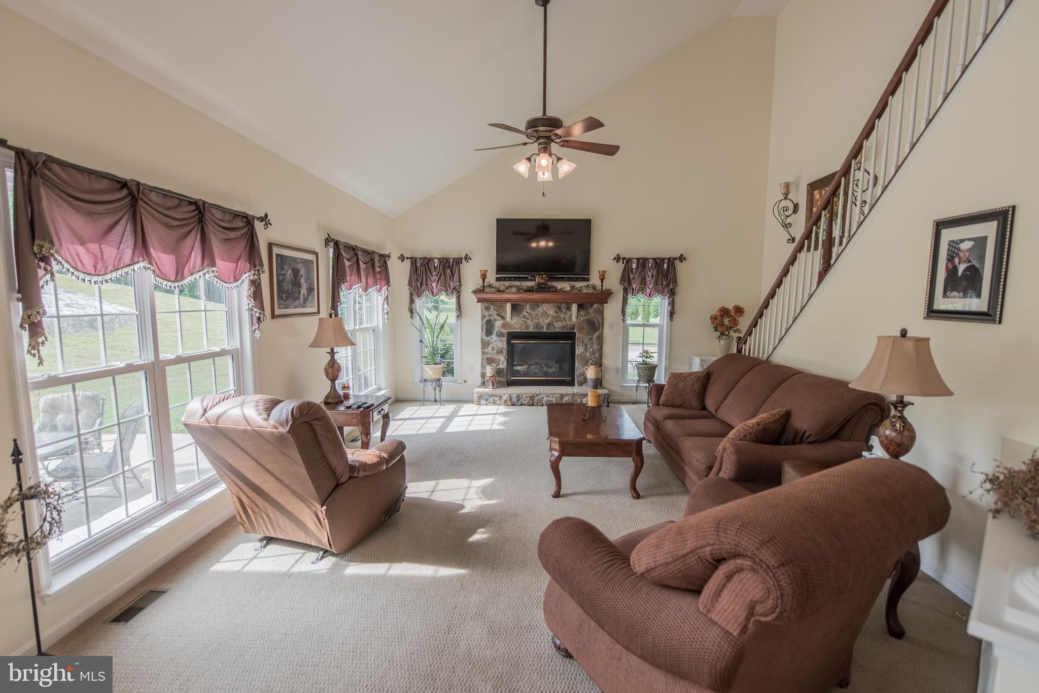 GRANT ACRES ESTATES - Residential