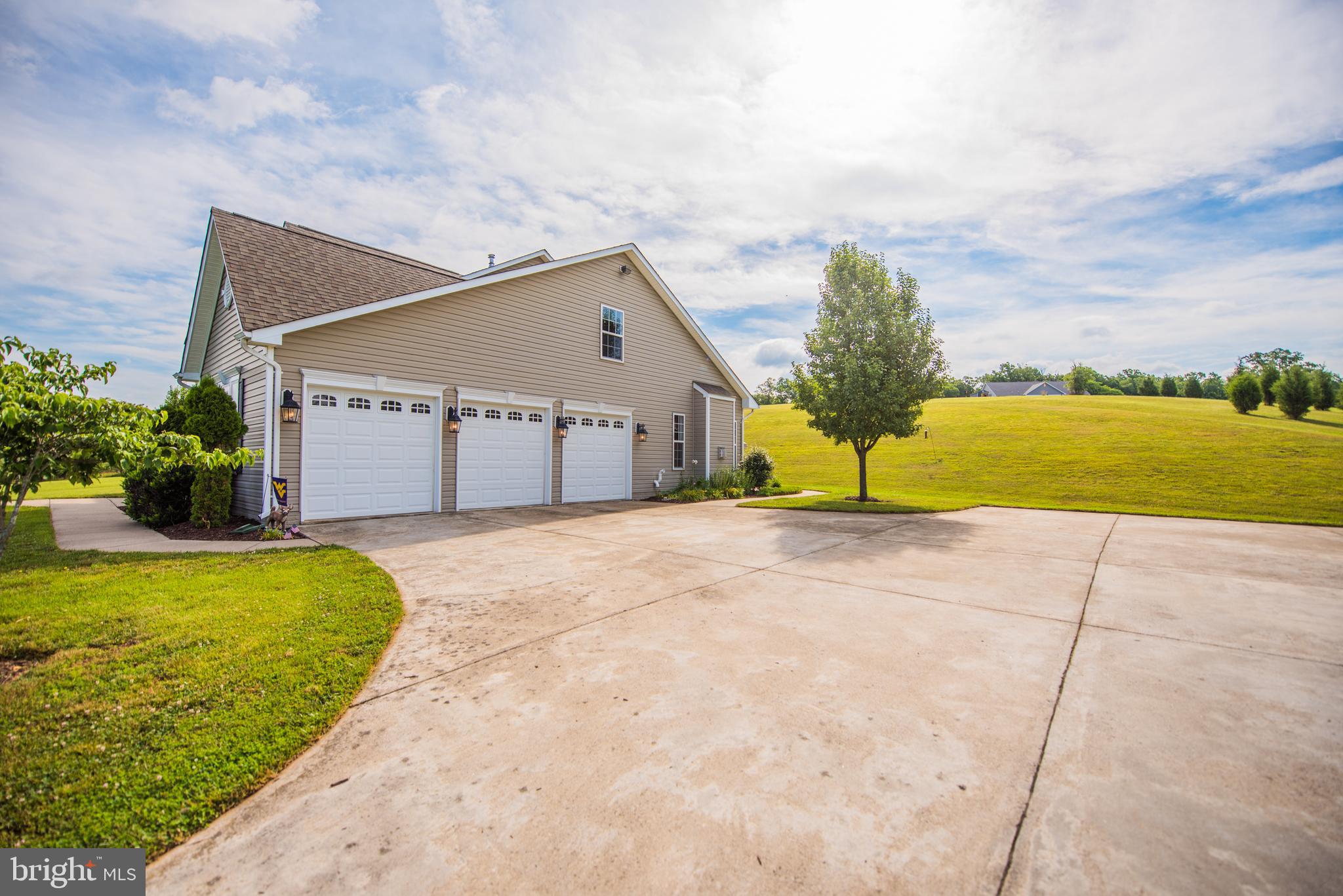 GRANT ACRES ESTATES - Residential