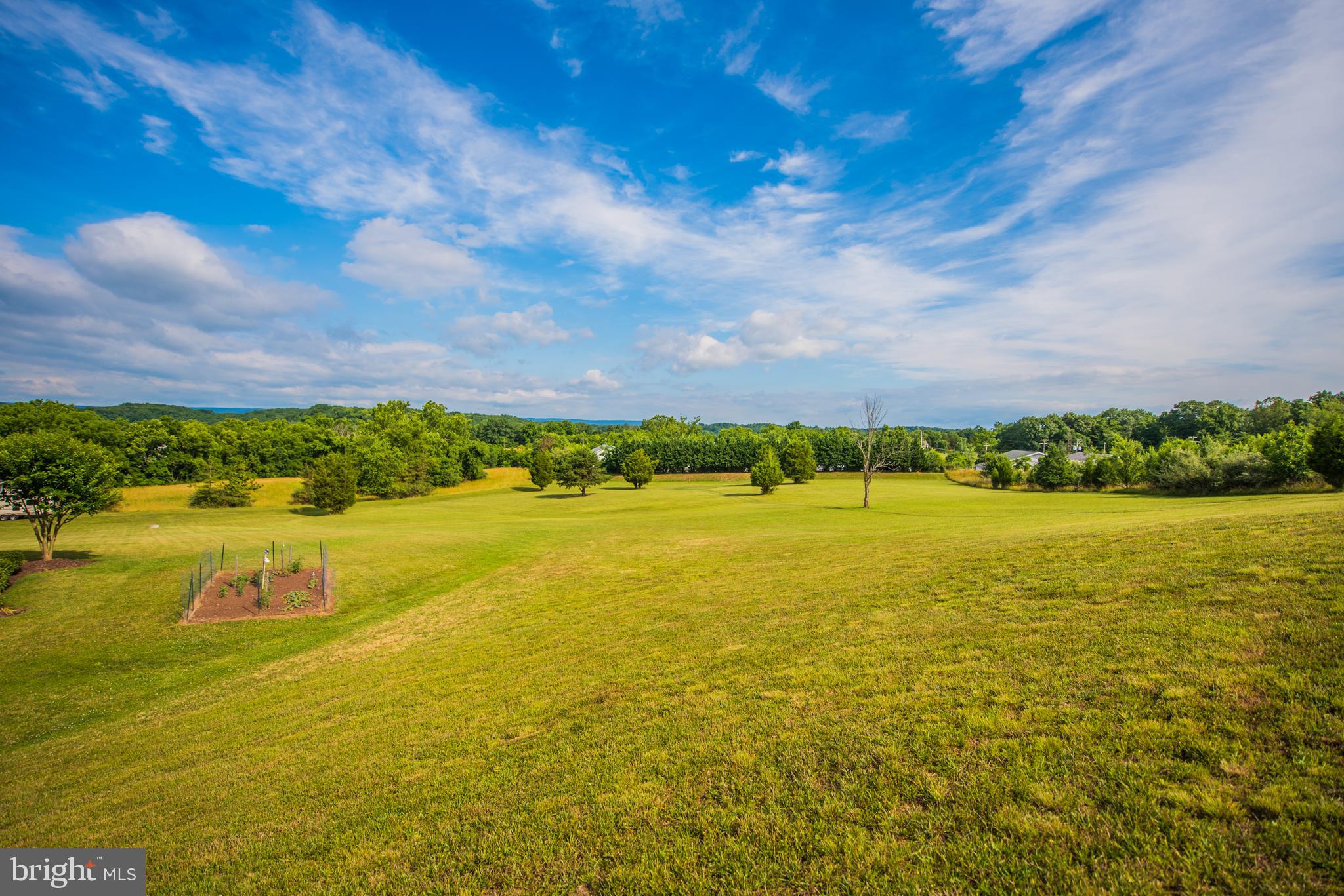 GRANT ACRES ESTATES - Residential