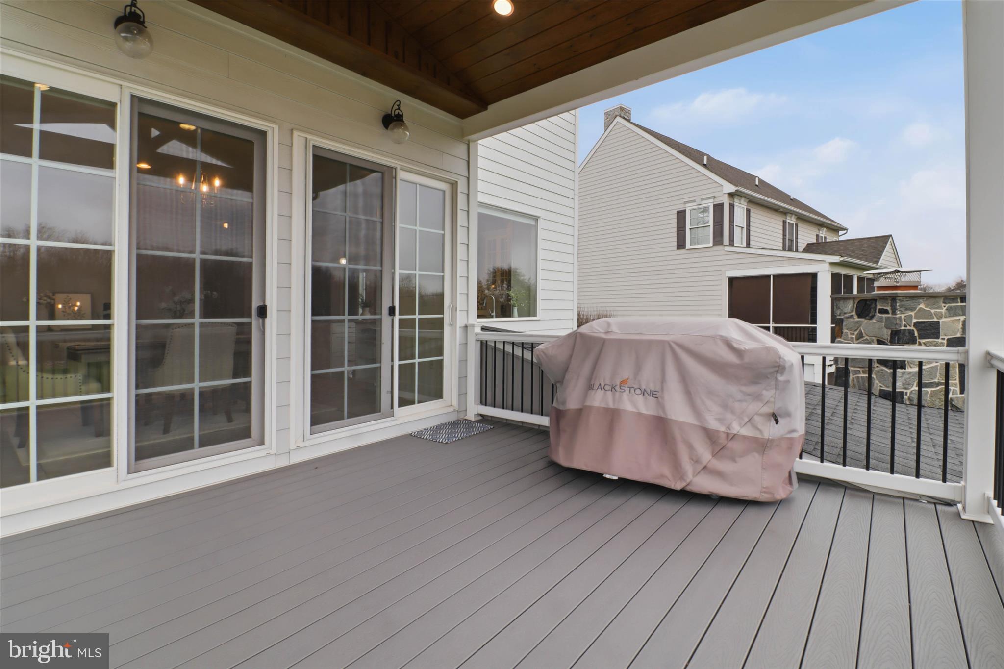 STONEHENGE RESERVE - Residential