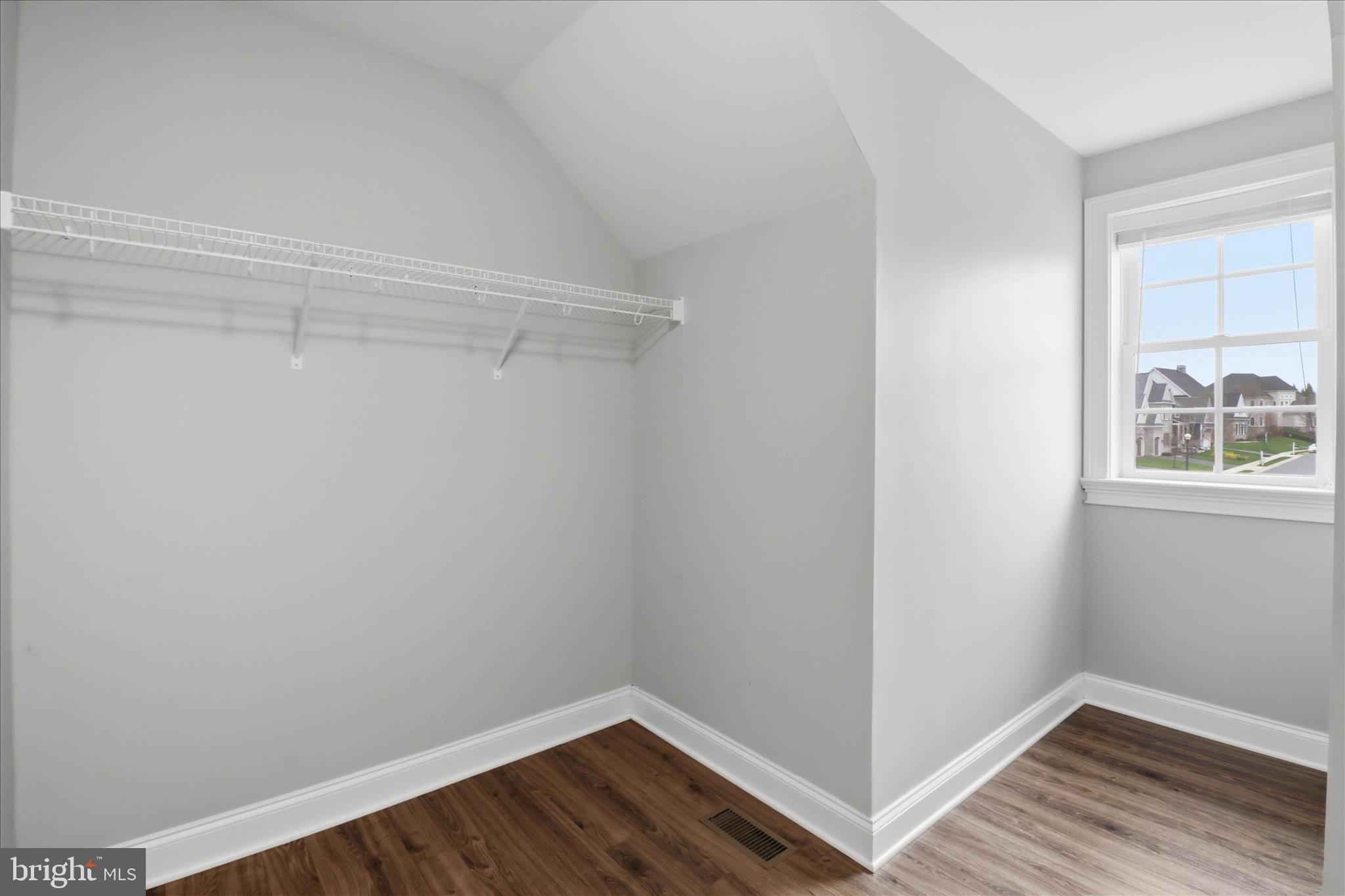 STONEHENGE RESERVE - Residential