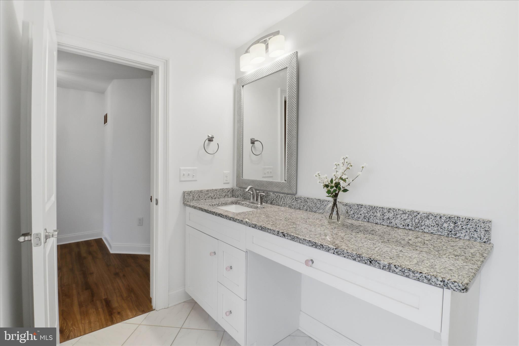 STONEHENGE RESERVE - Residential