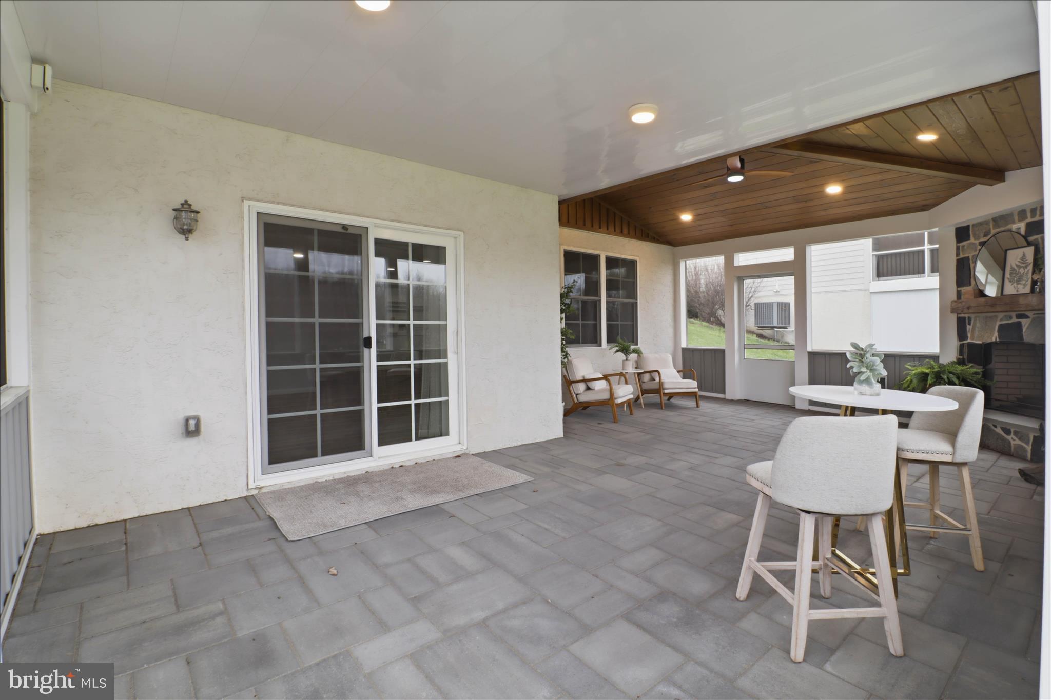 STONEHENGE RESERVE - Residential