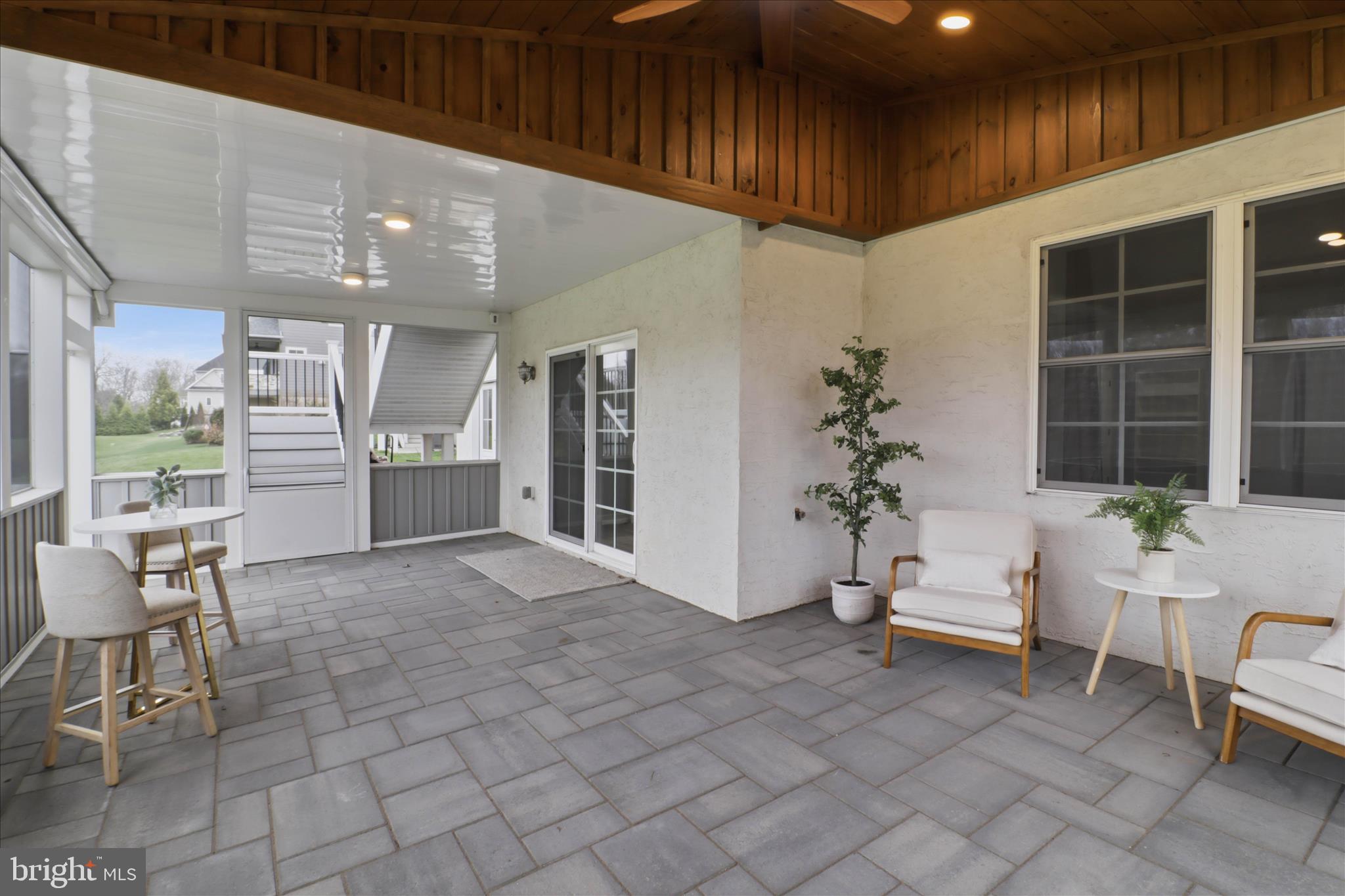 STONEHENGE RESERVE - Residential