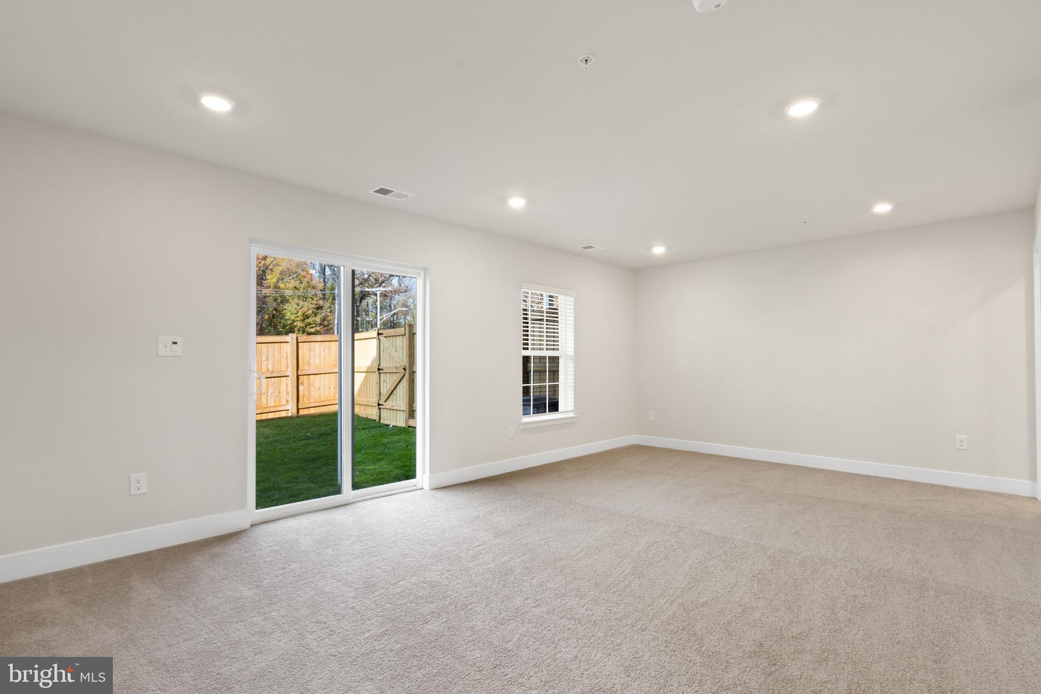 PATAPSCO GLEN - Residential Lease