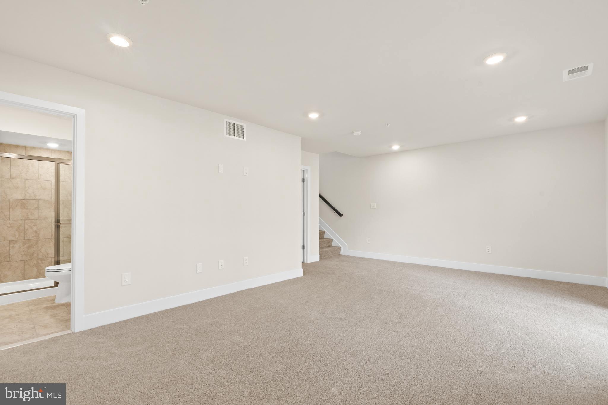 PATAPSCO GLEN - Residential Lease