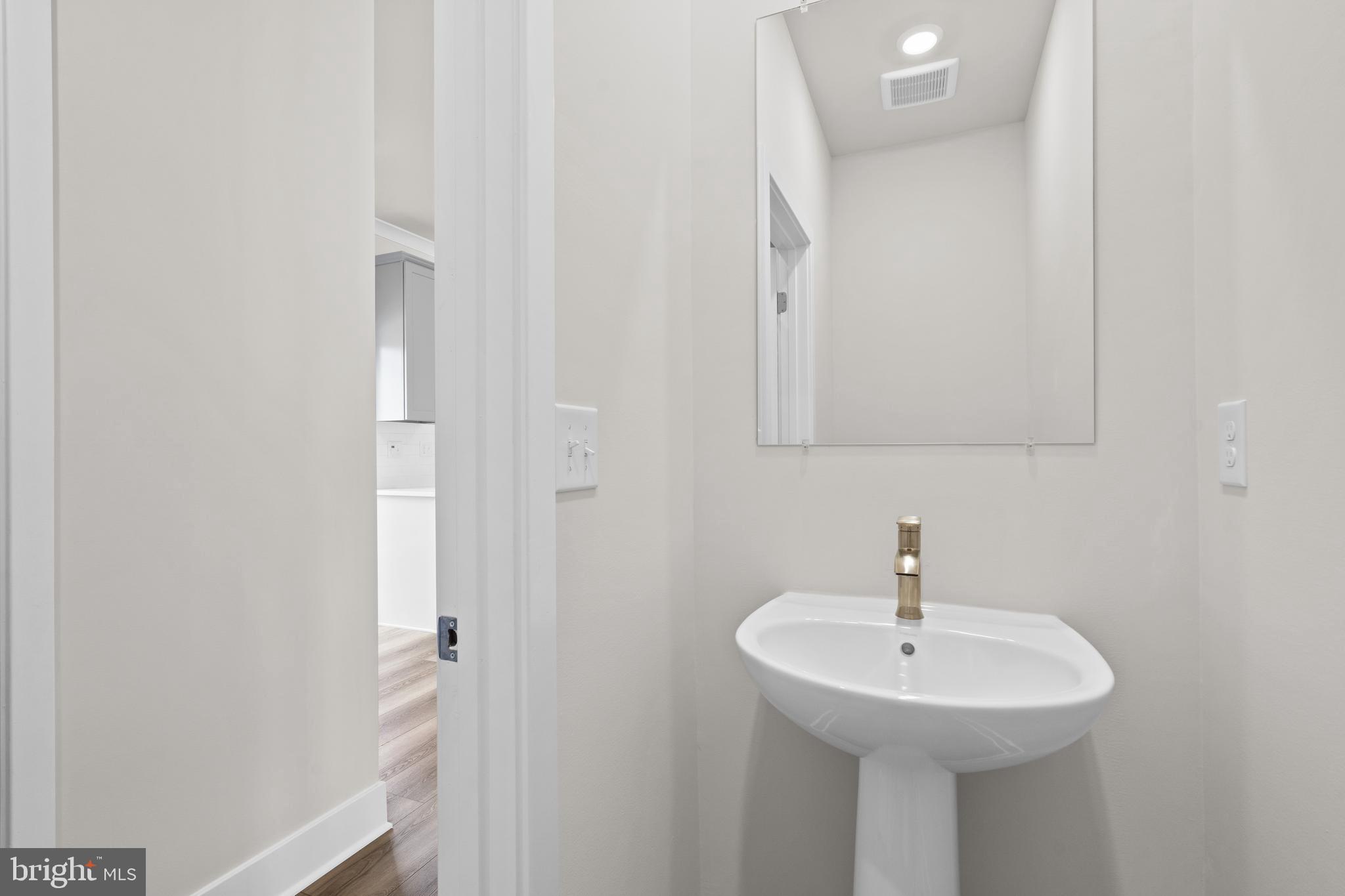 PATAPSCO GLEN - Residential Lease