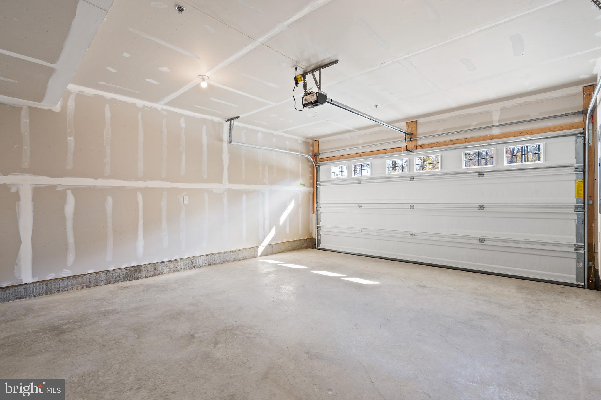 PATAPSCO GLEN - Residential Lease