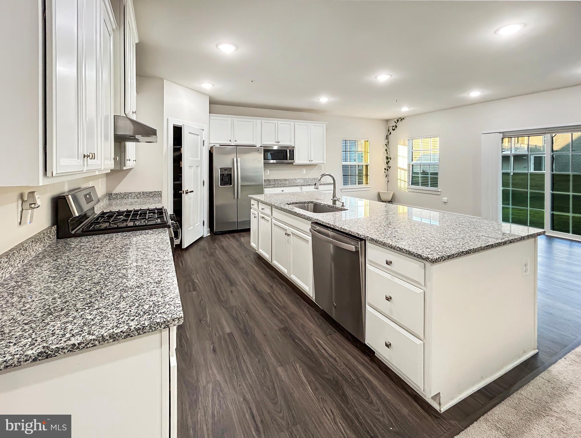 4801 RAILWAY CIRCLE