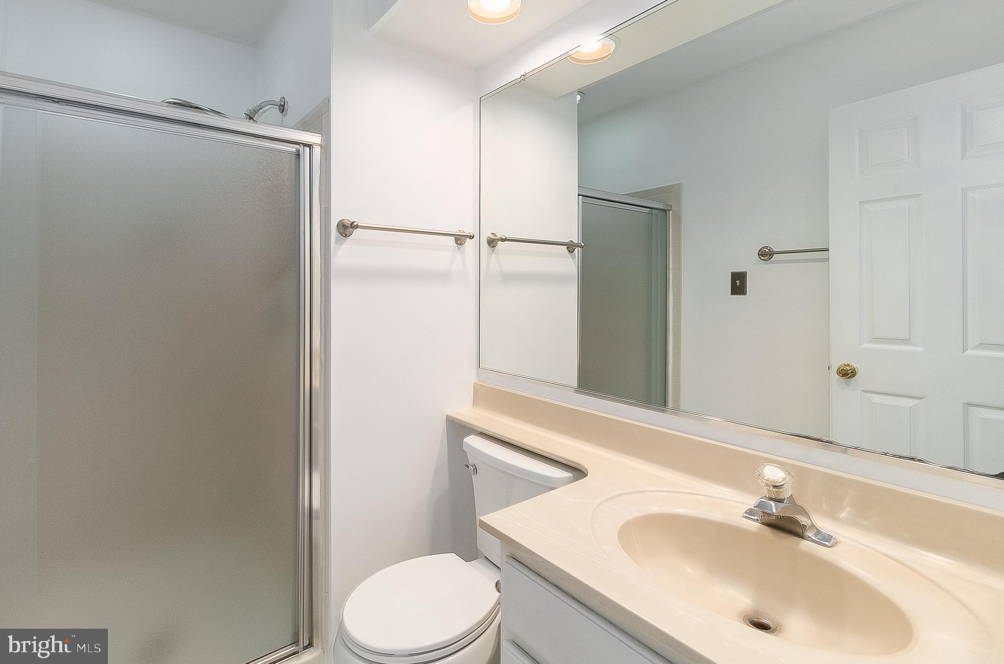 MONCLAIR - Residential