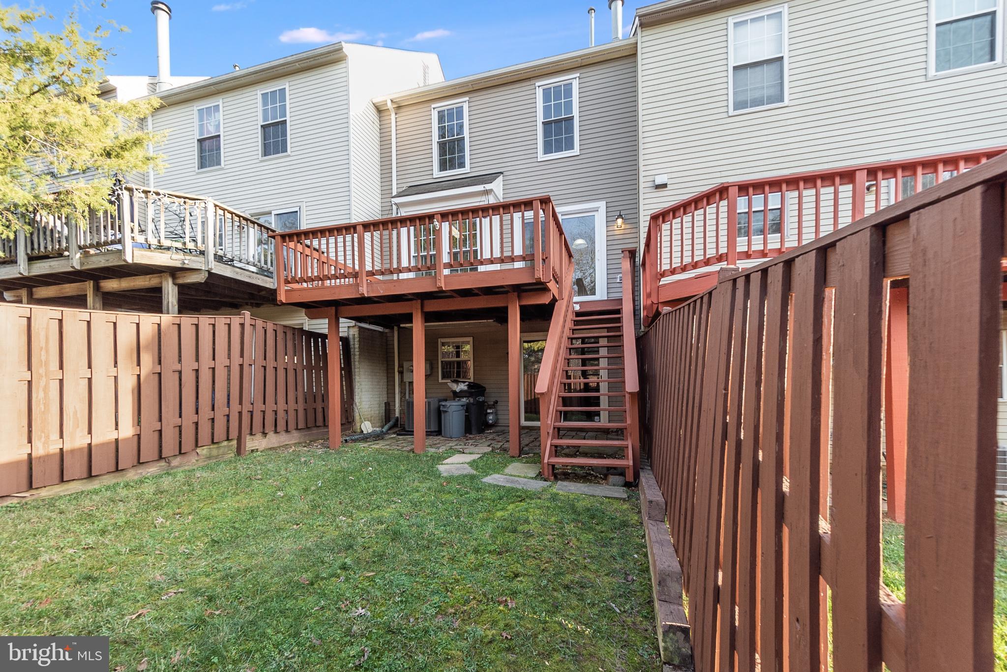 MONCLAIR - Residential