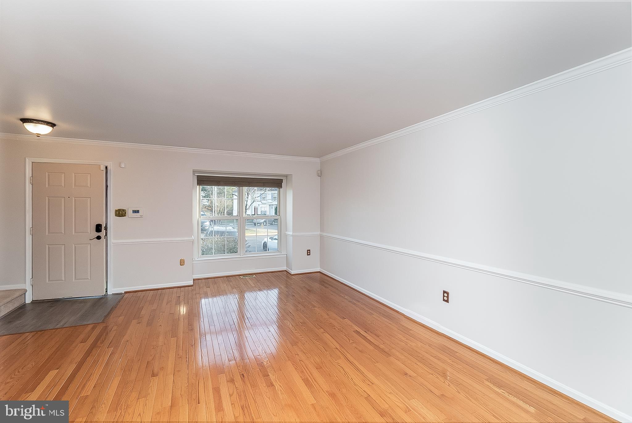 MONCLAIR - Residential