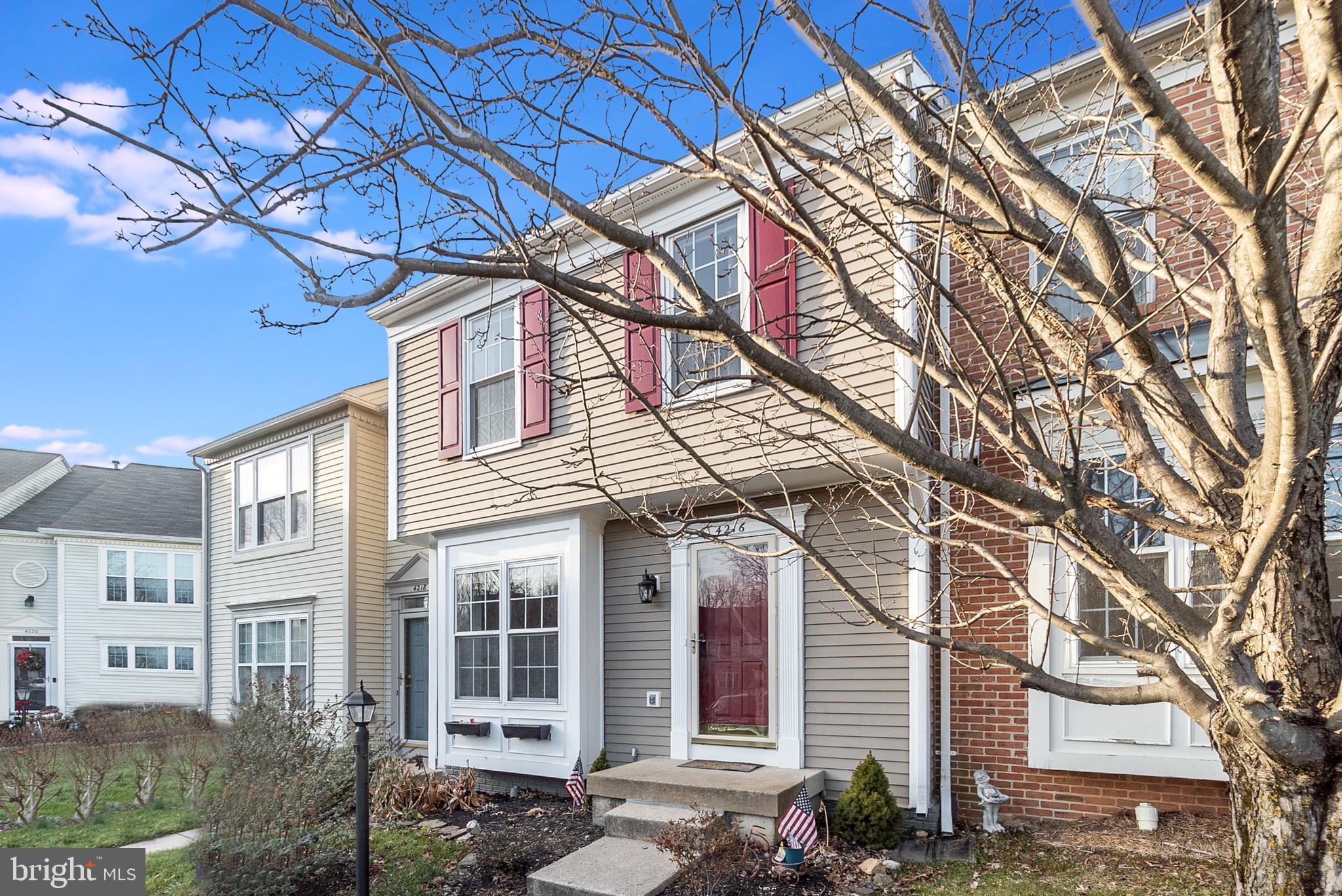 MONCLAIR - Residential