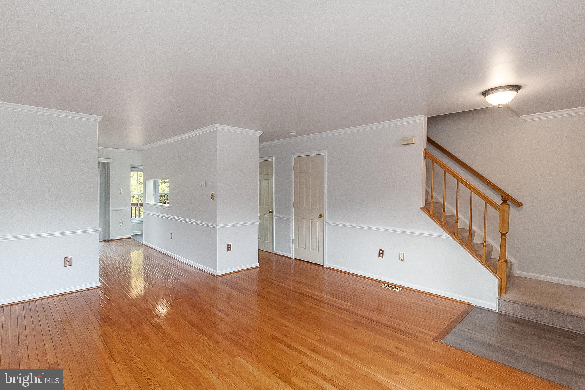 MONCLAIR - Residential