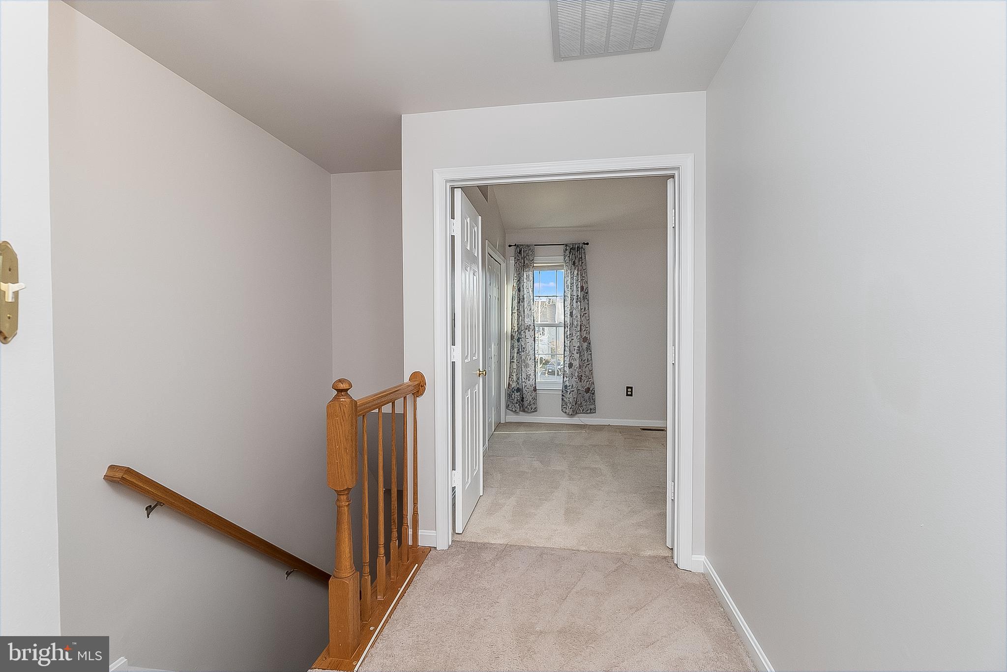 MONCLAIR - Residential