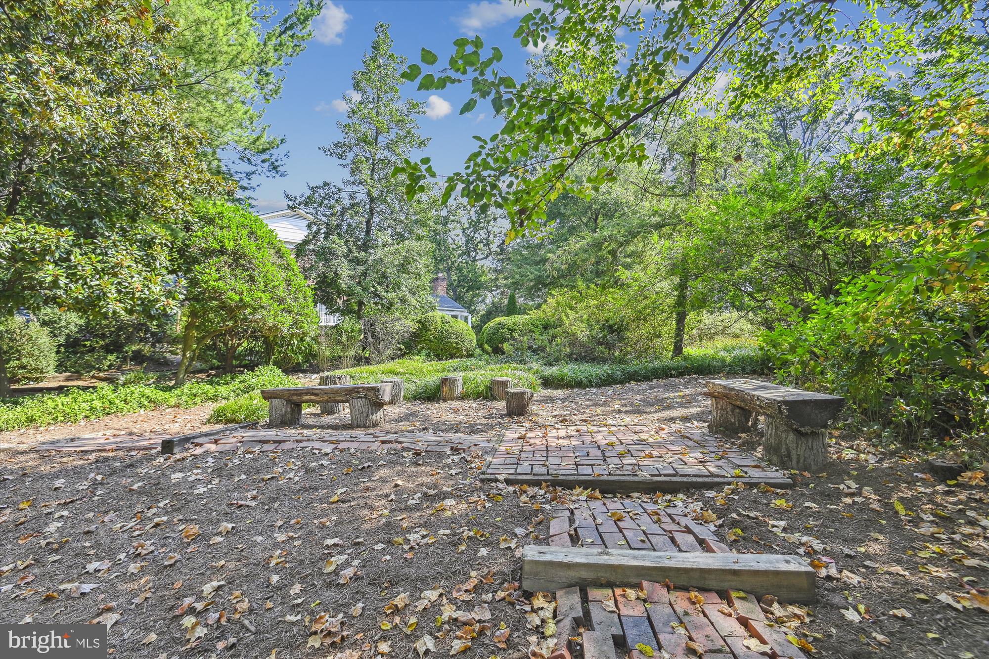 VAUXCLEUSE - Residential