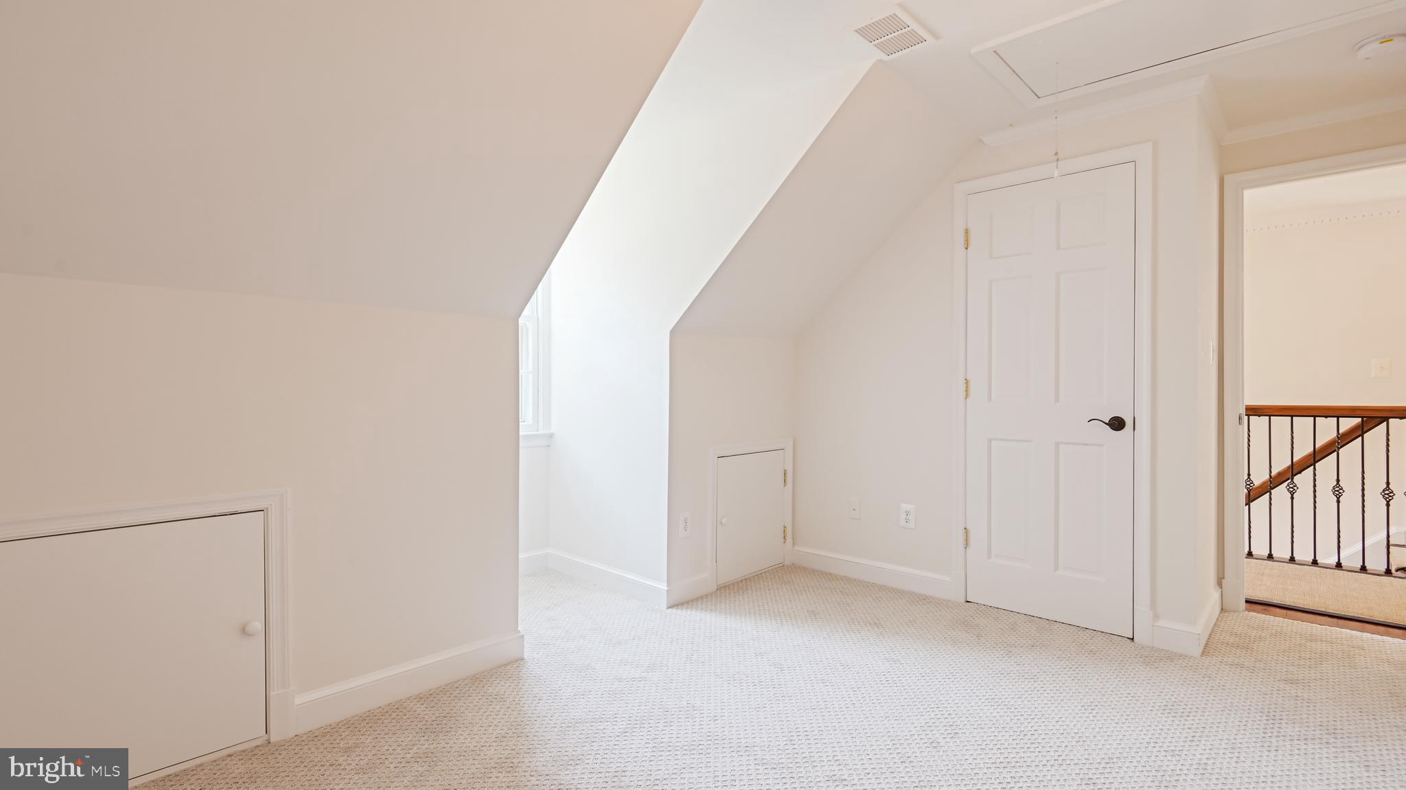 VAUXCLEUSE - Residential