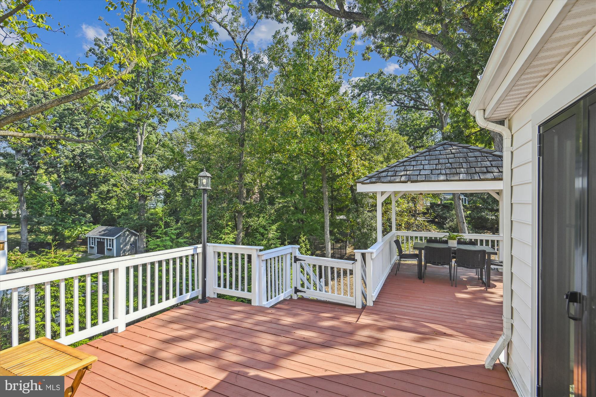 VAUXCLEUSE - Residential