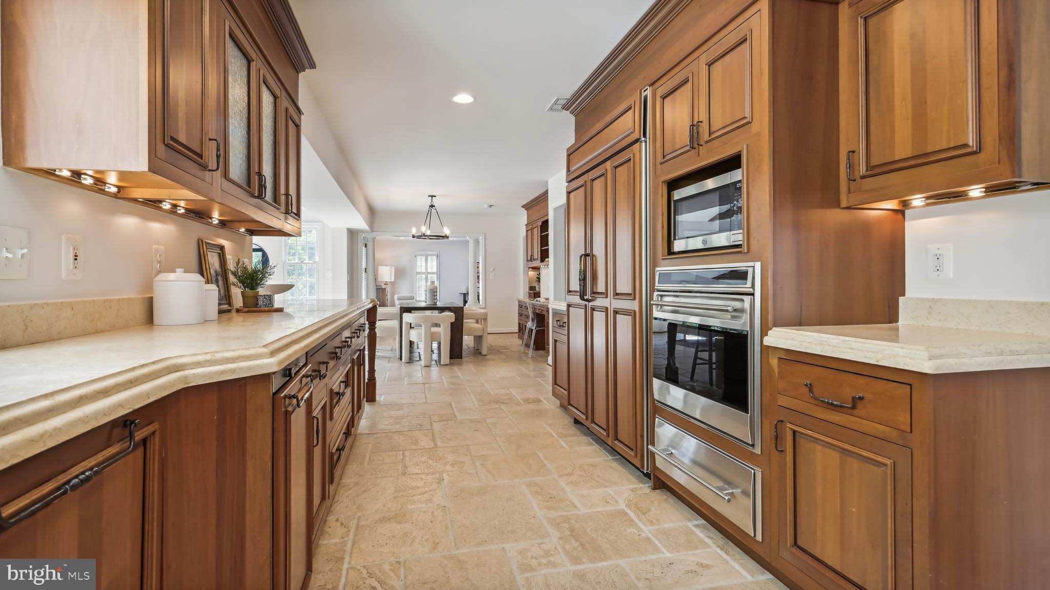 VAUXCLEUSE - Residential