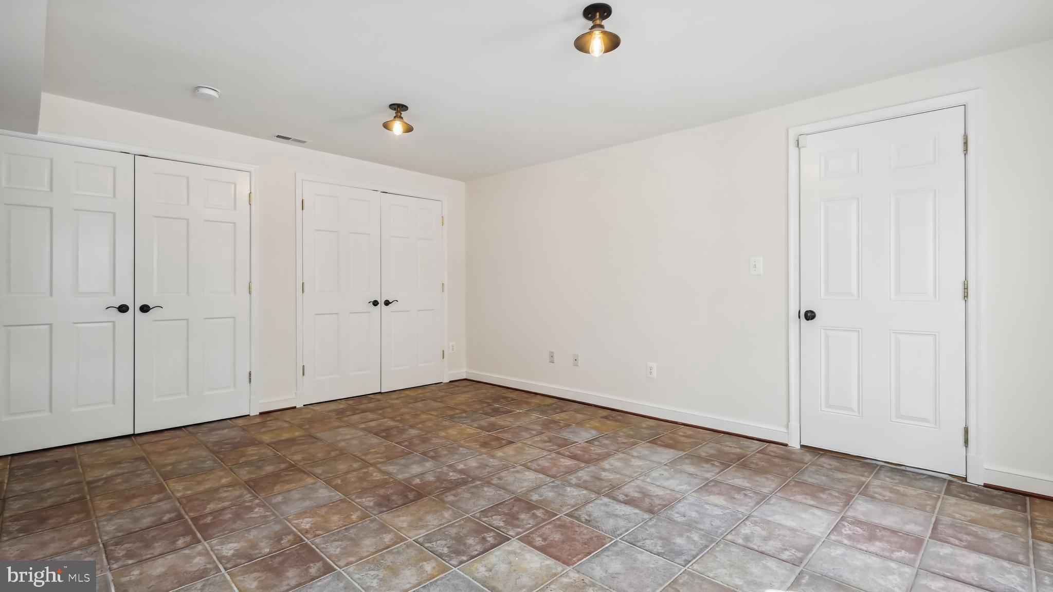 VAUXCLEUSE - Residential