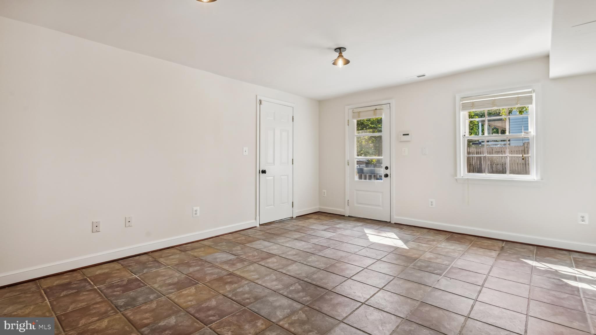 VAUXCLEUSE - Residential