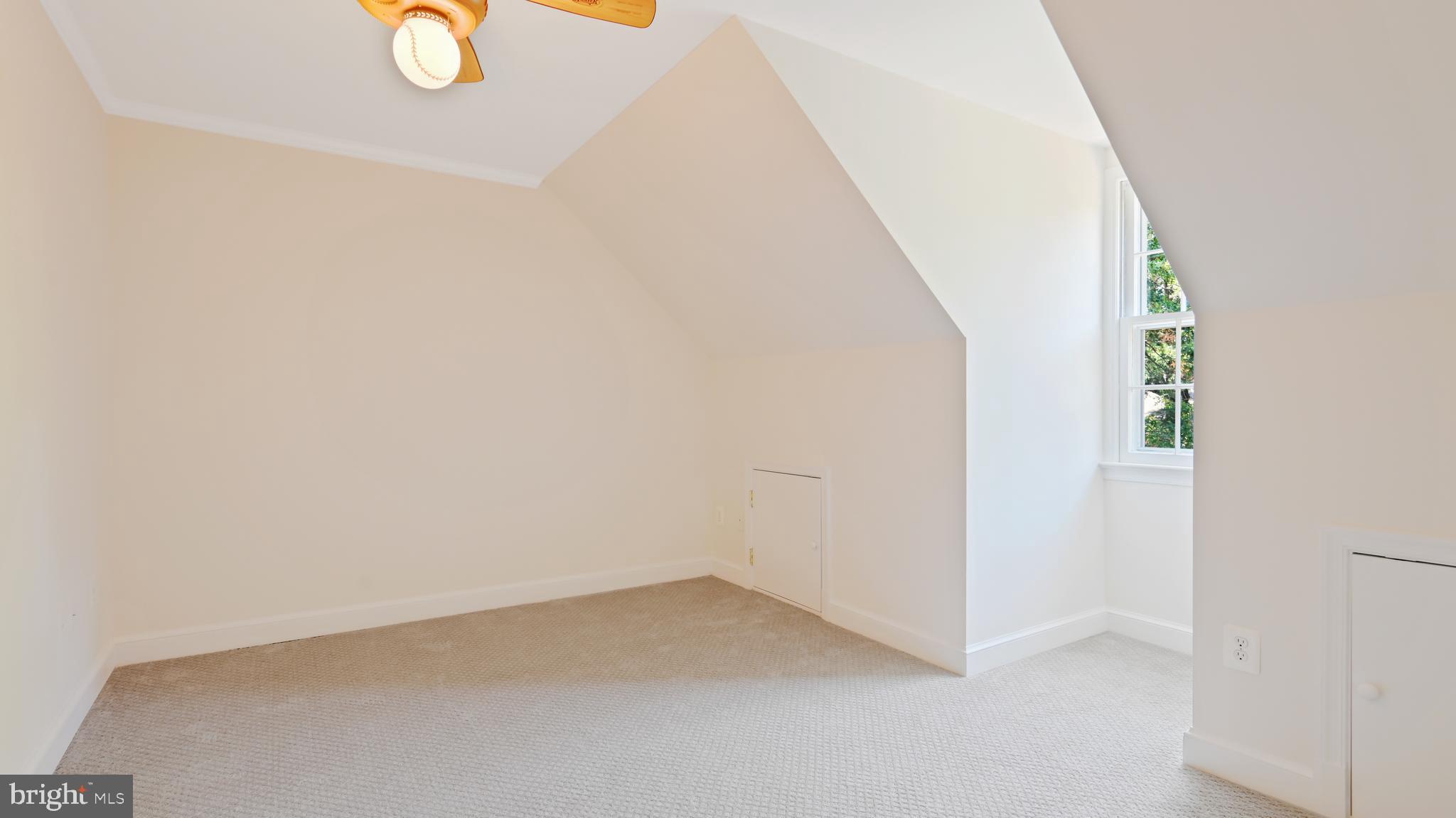 VAUXCLEUSE - Residential