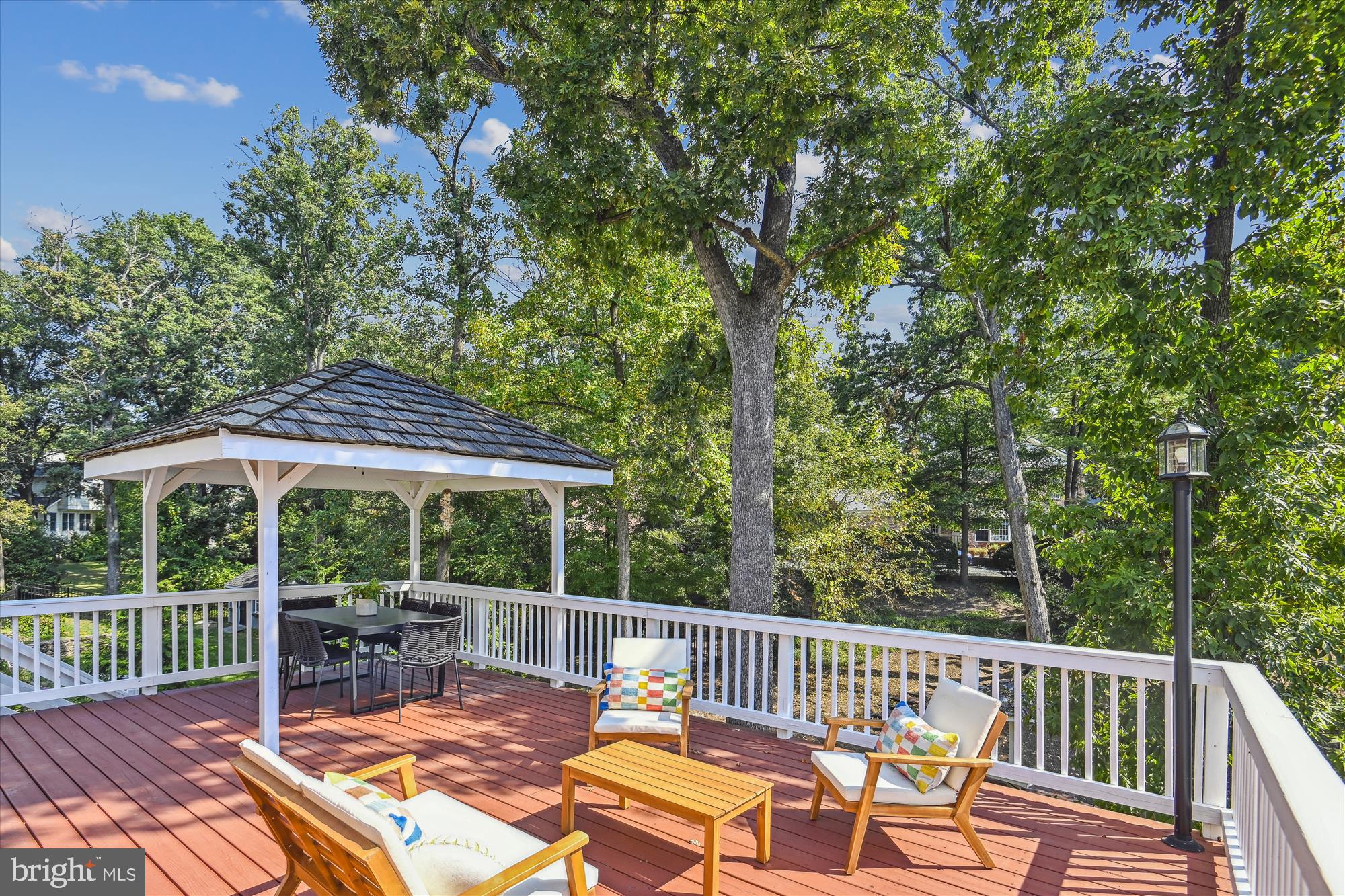 VAUXCLEUSE - Residential