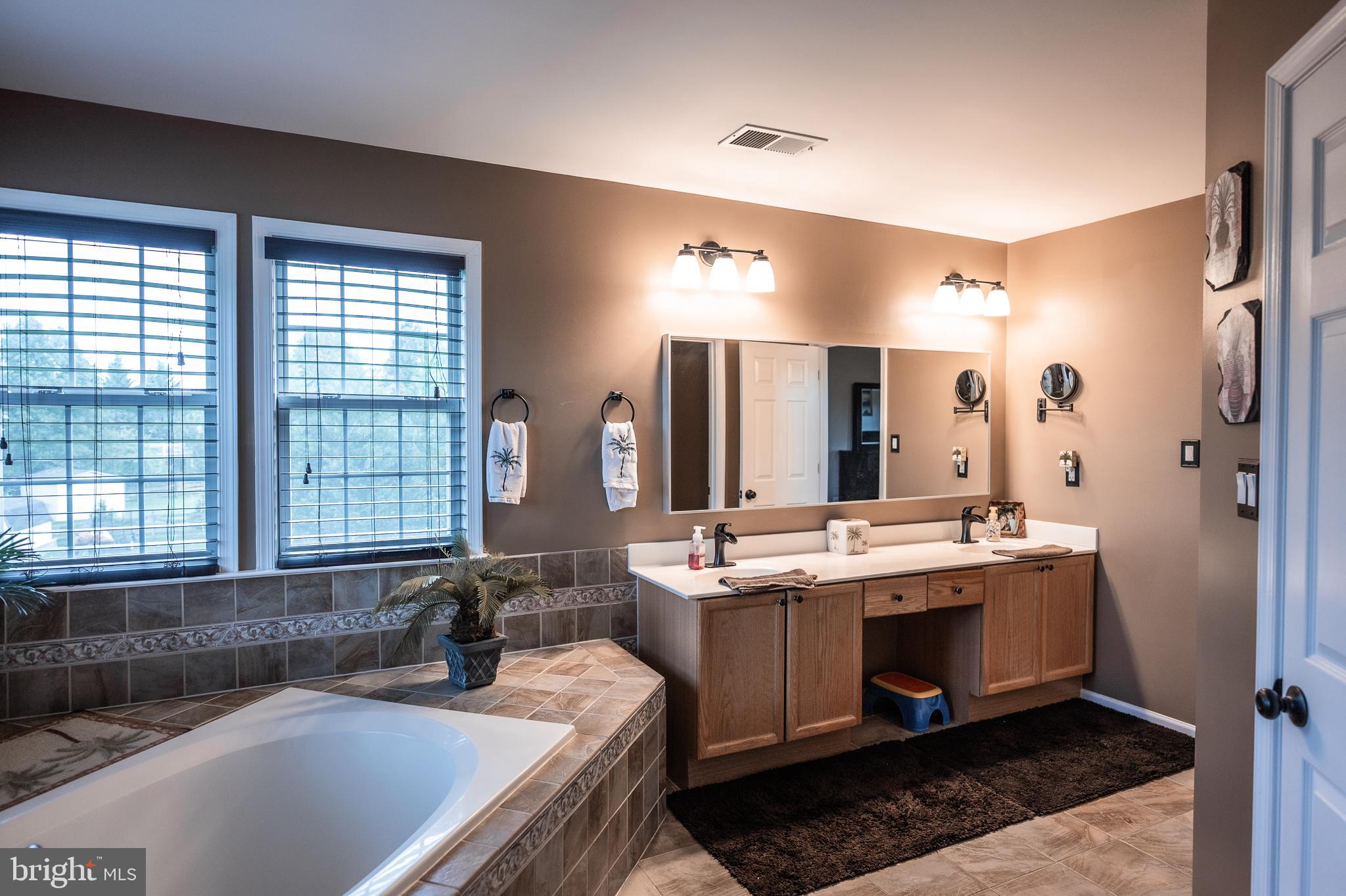 GAP VIEW VILLAGE - Residential