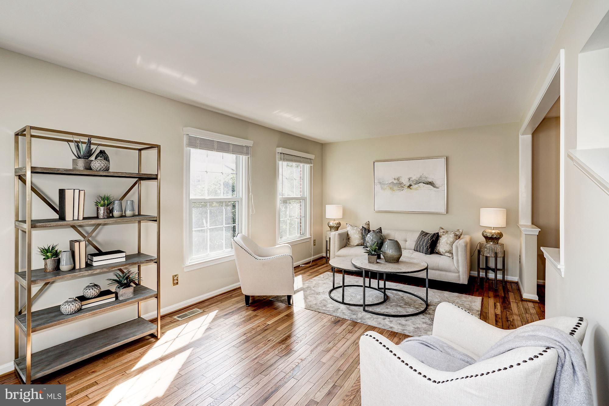 LAKE DEVEREUX - Residential