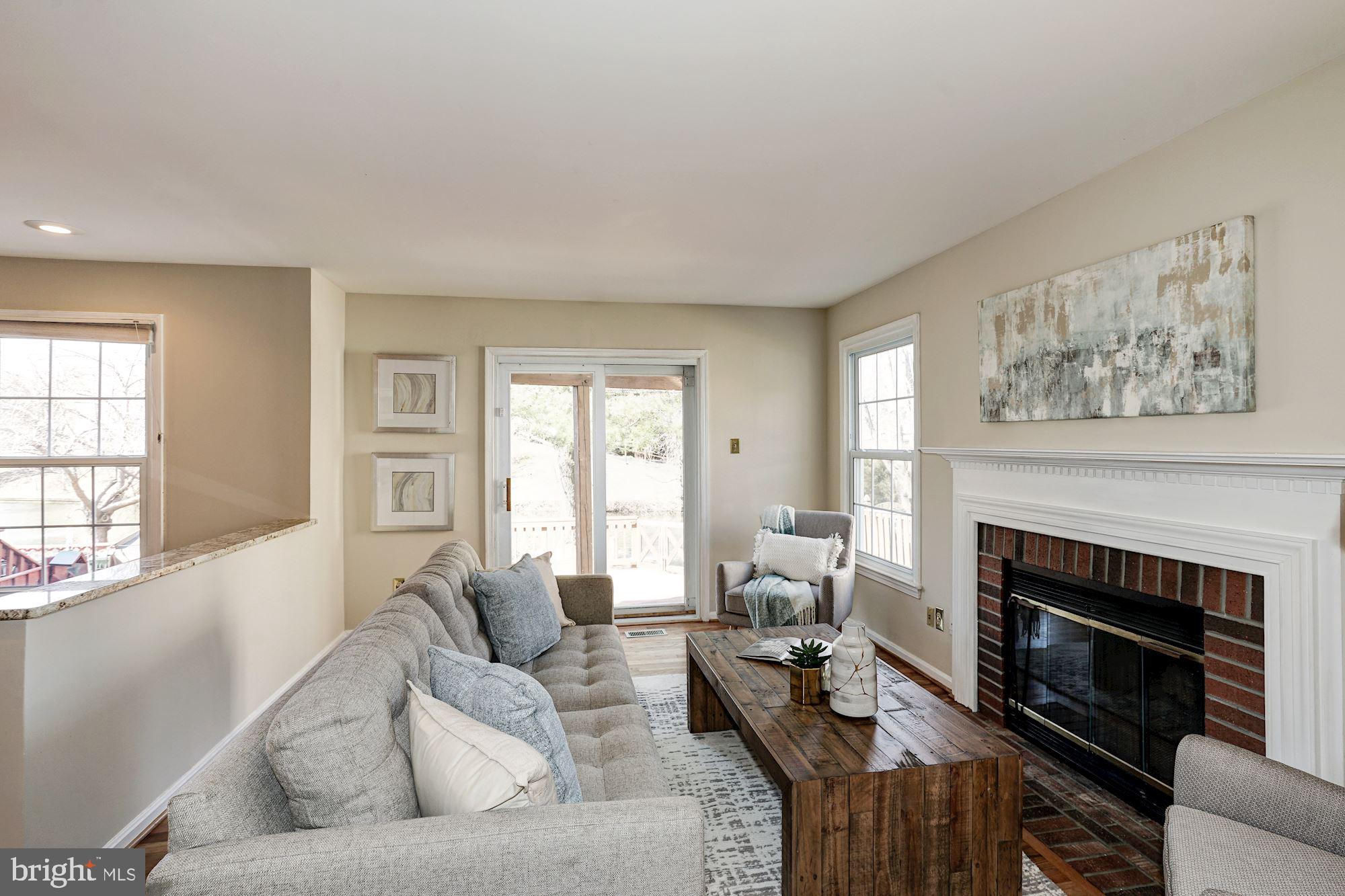 LAKE DEVEREUX - Residential