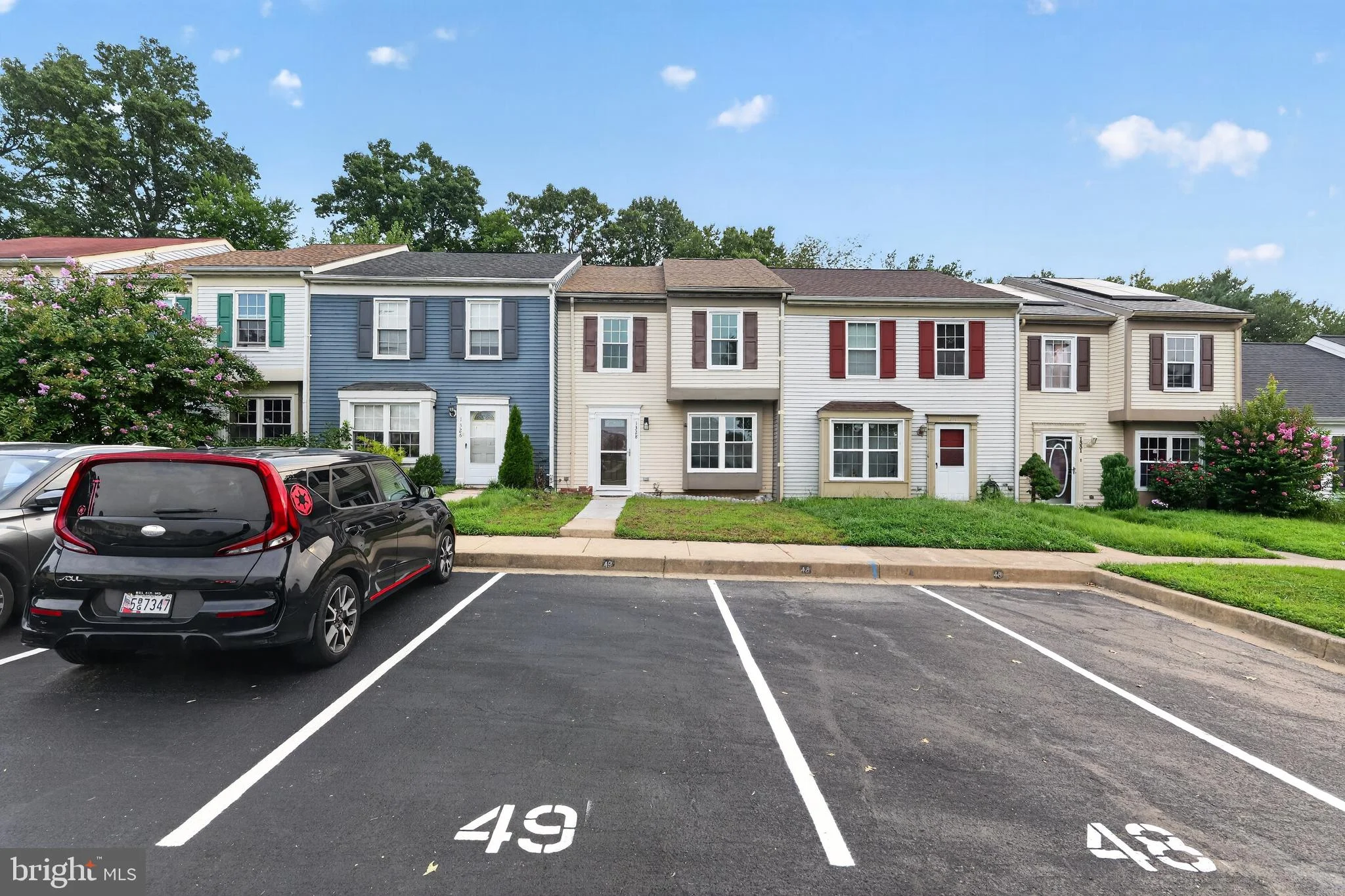 1328 Jervis Square