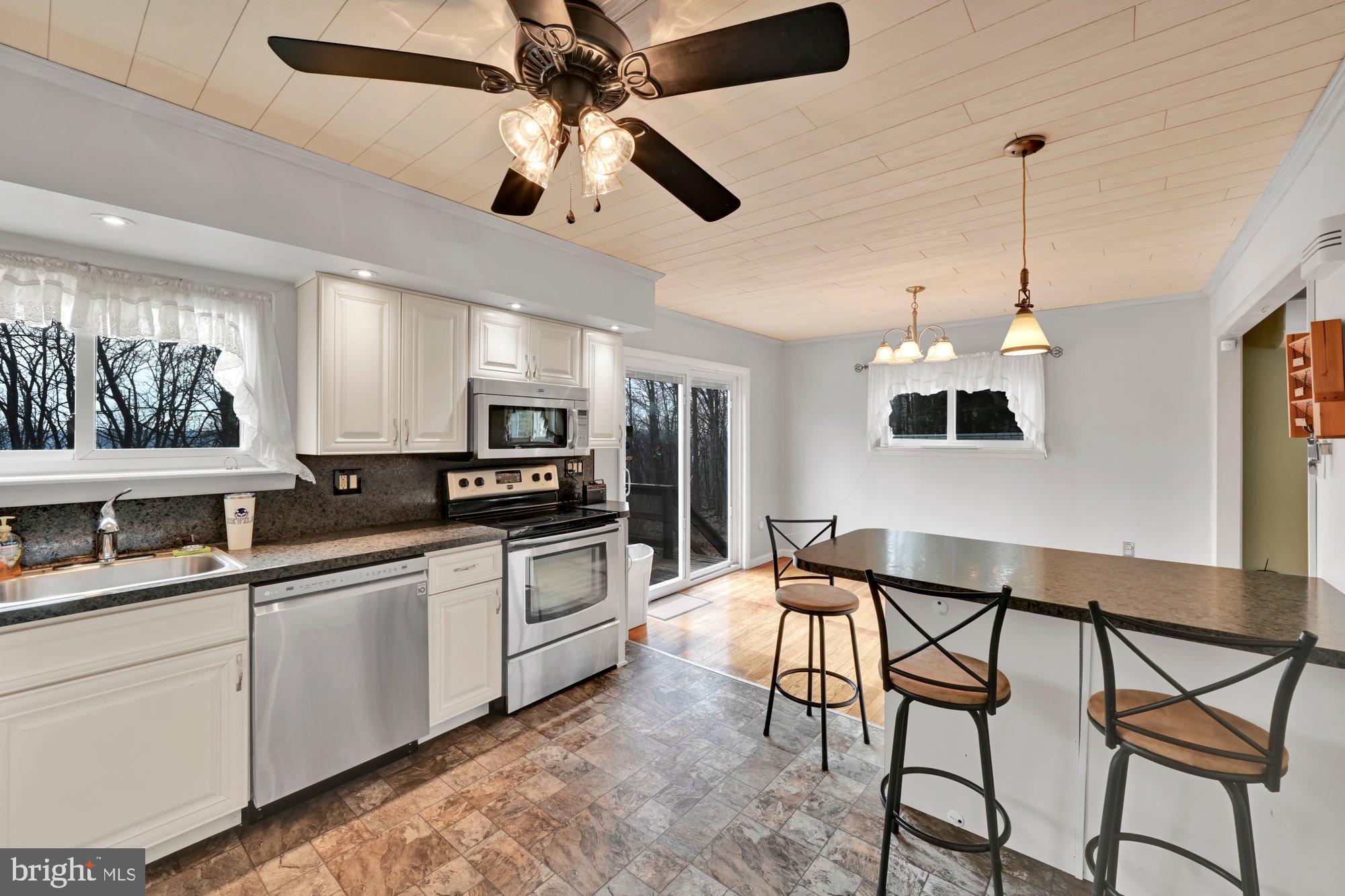 SHENANDOAH HEIGHTS - Residential