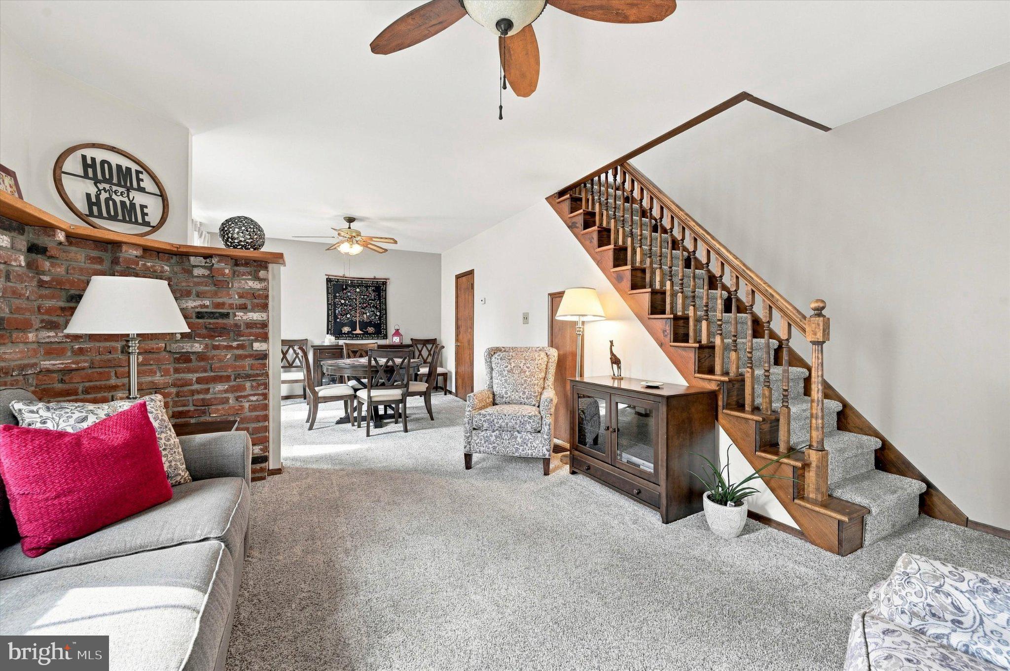 109 N SYLVANIA AVENUE