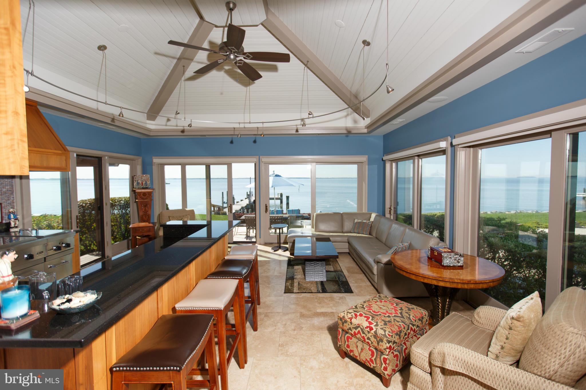 COVE CREEK CLUB - Residential